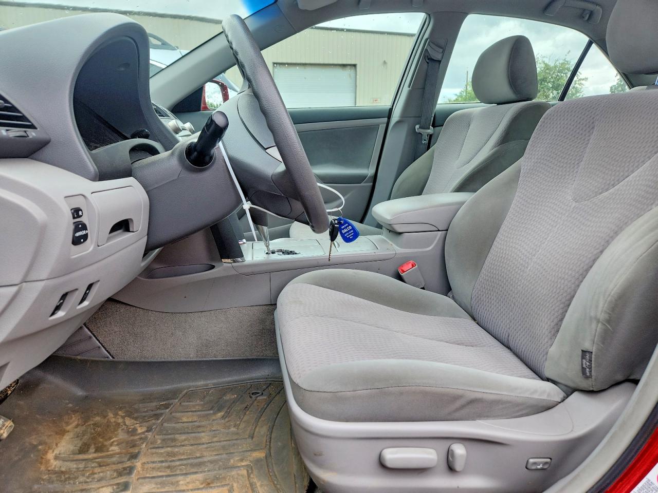 2010 Toyota Camry Le Red vin: 4T1BF3EK6AU080994