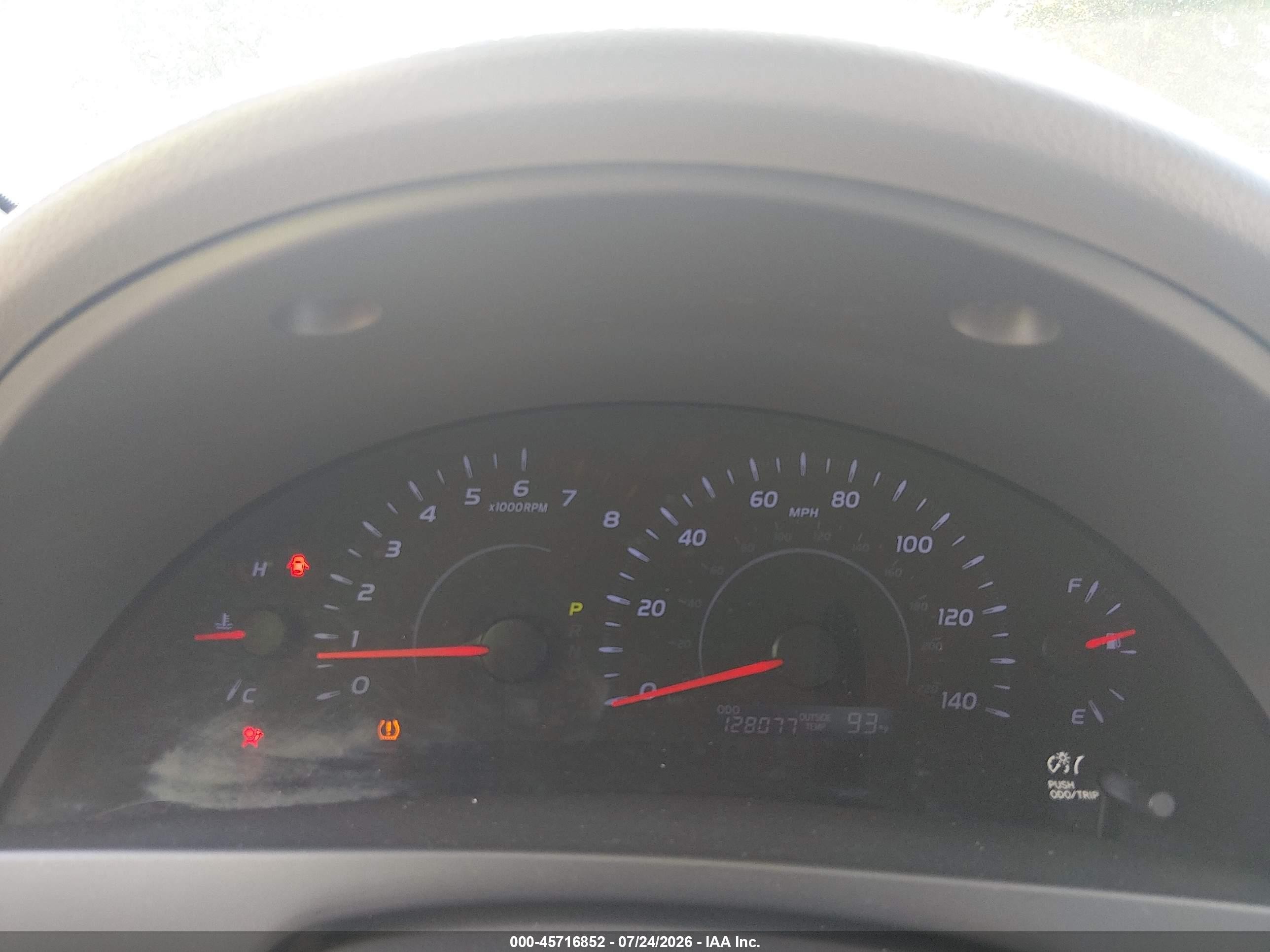 2010 Toyota Camry Le Red vin: 4T1BF3EK6AU108597