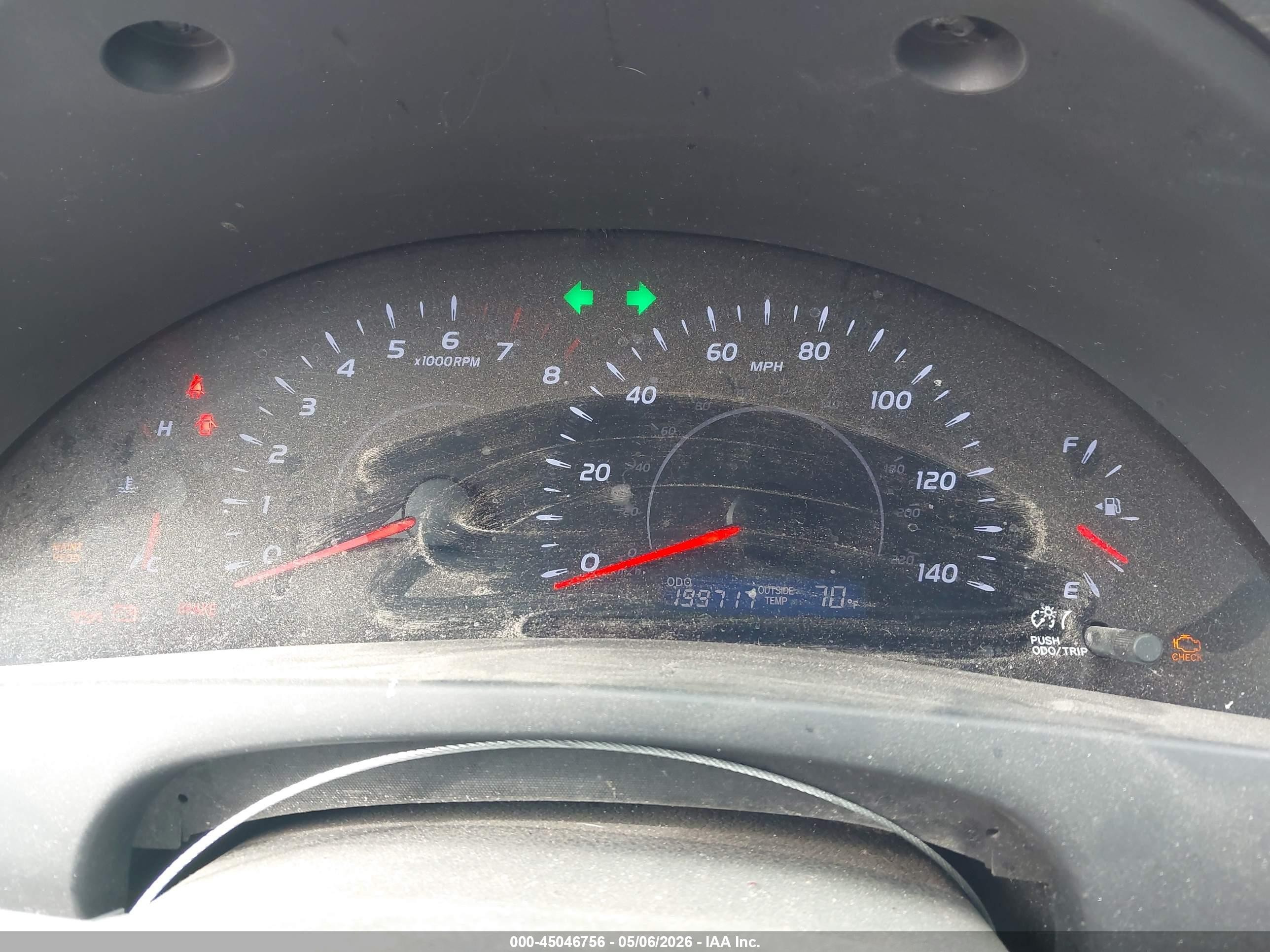 2010 Toyota Camry   Белый vin: 4T1BF3EK6AU575759