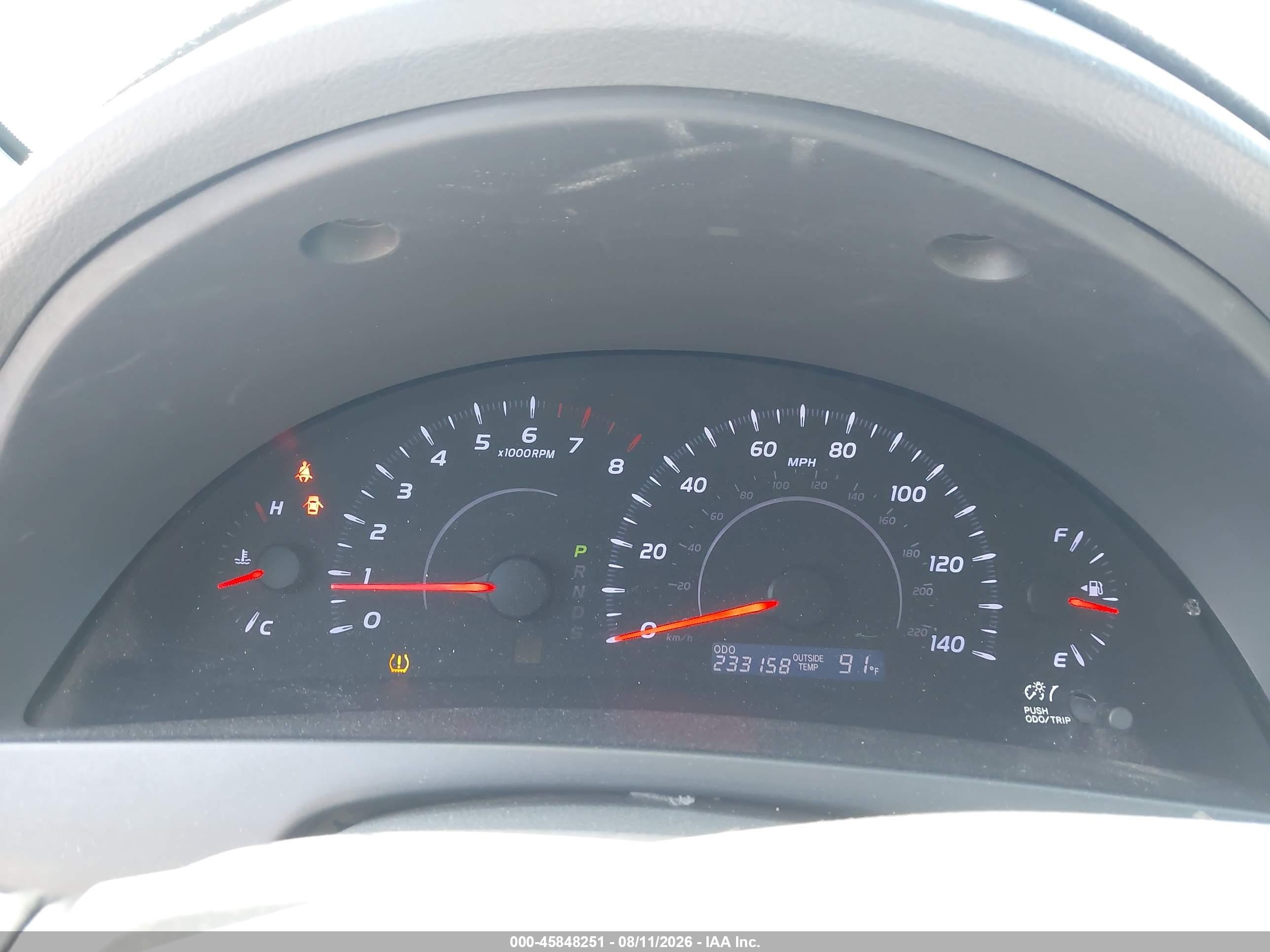 2011 Toyota Camry Le Silver vin: 4T1BF3EK6BU129418