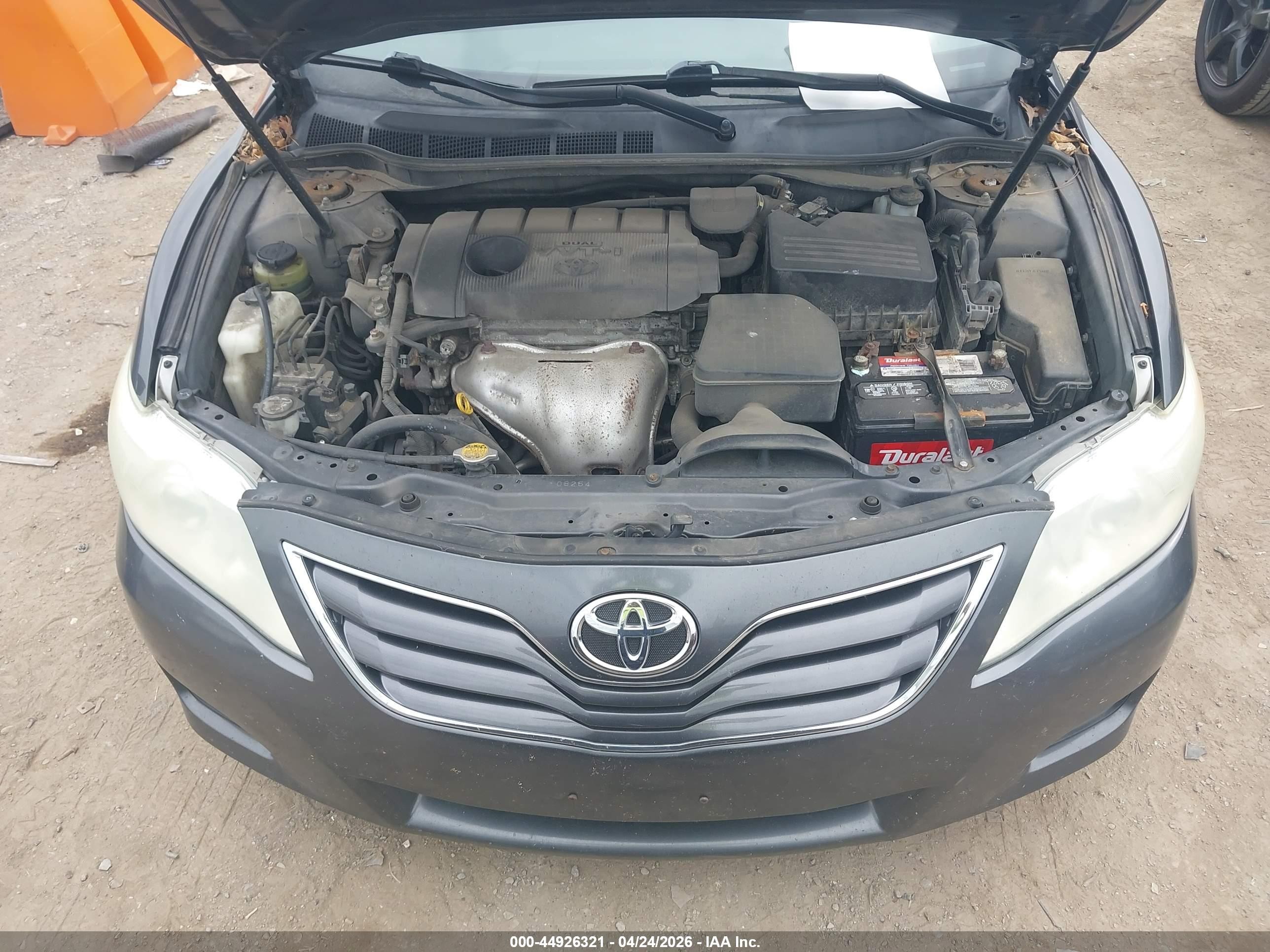 2011 Toyota Camry Le Серый vin: 4T1BF3EK6BU133789