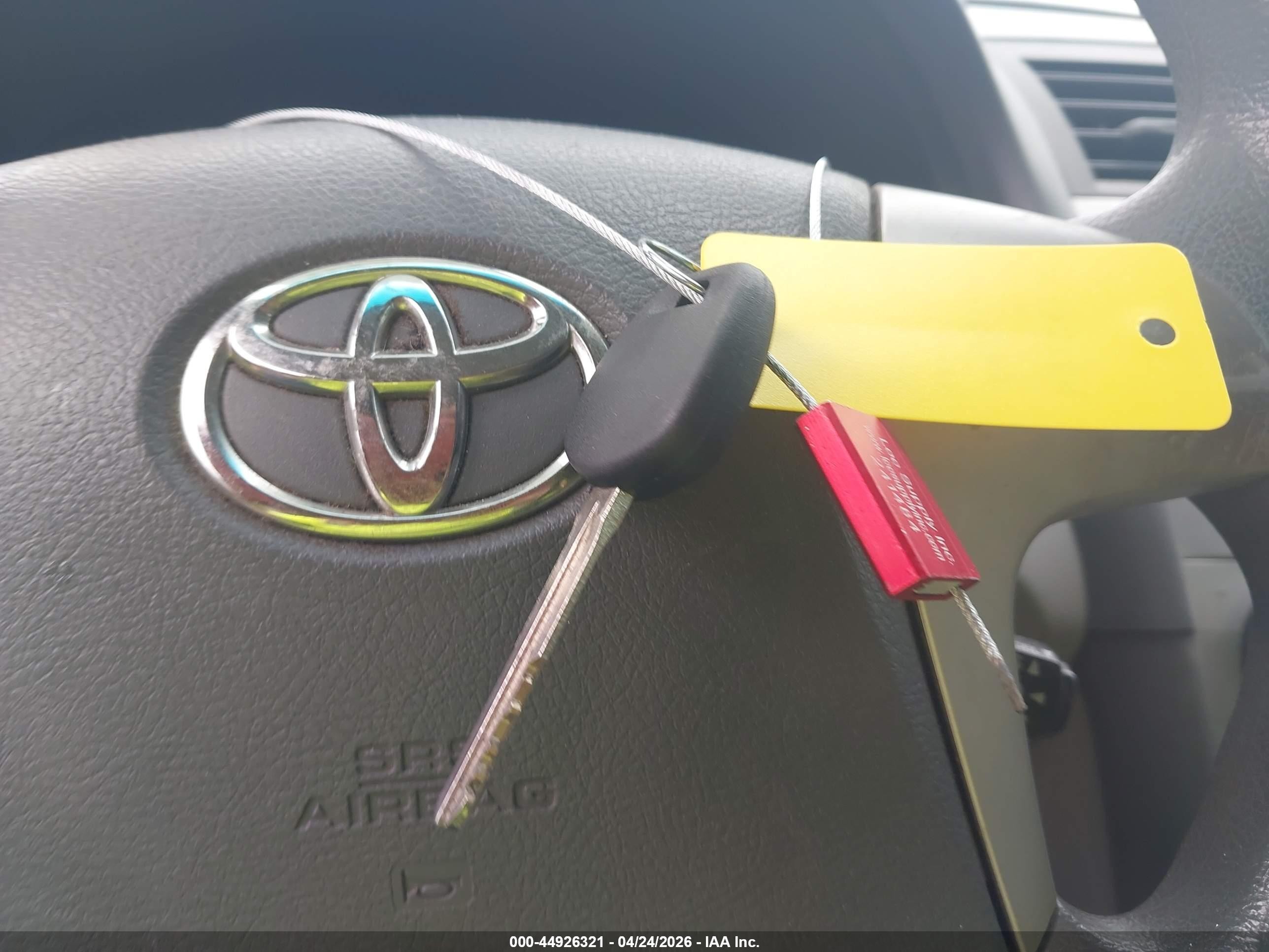 2011 Toyota Camry Le Серый vin: 4T1BF3EK6BU133789