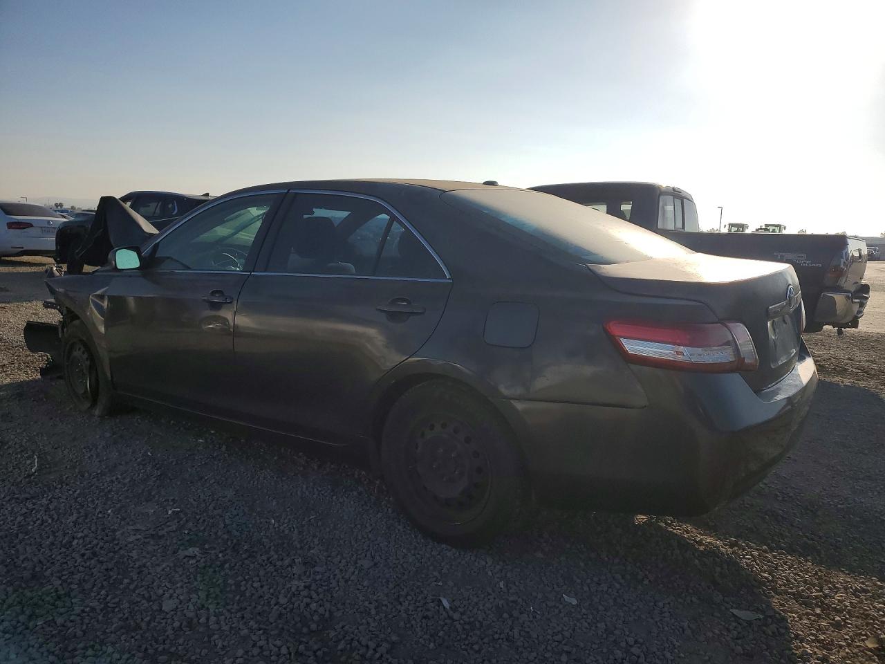 2011 Toyota Camry Le Charcoal vin: 4T1BF3EK6BU135185