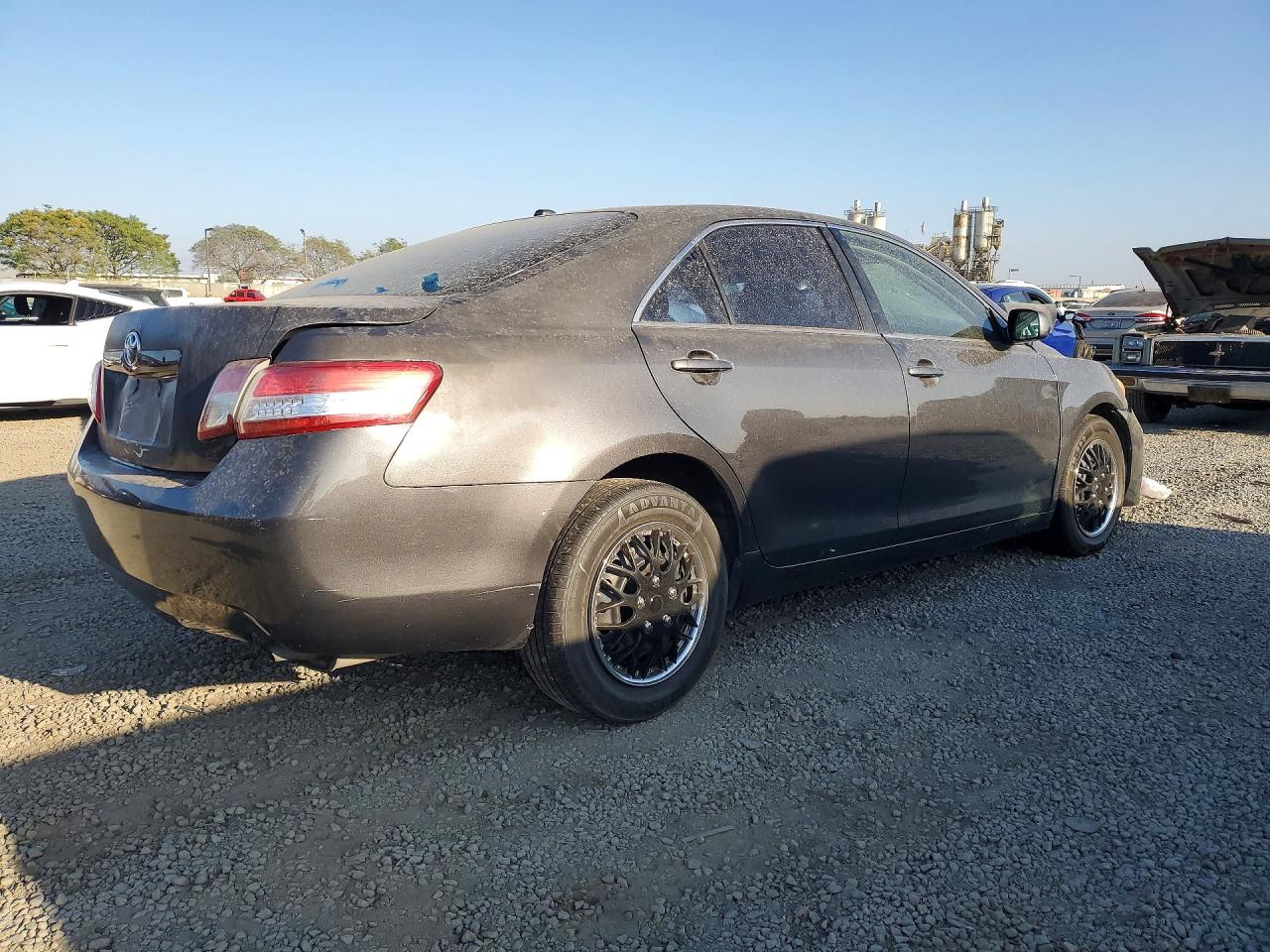 2011 Toyota Camry Le Charcoal vin: 4T1BF3EK6BU135185