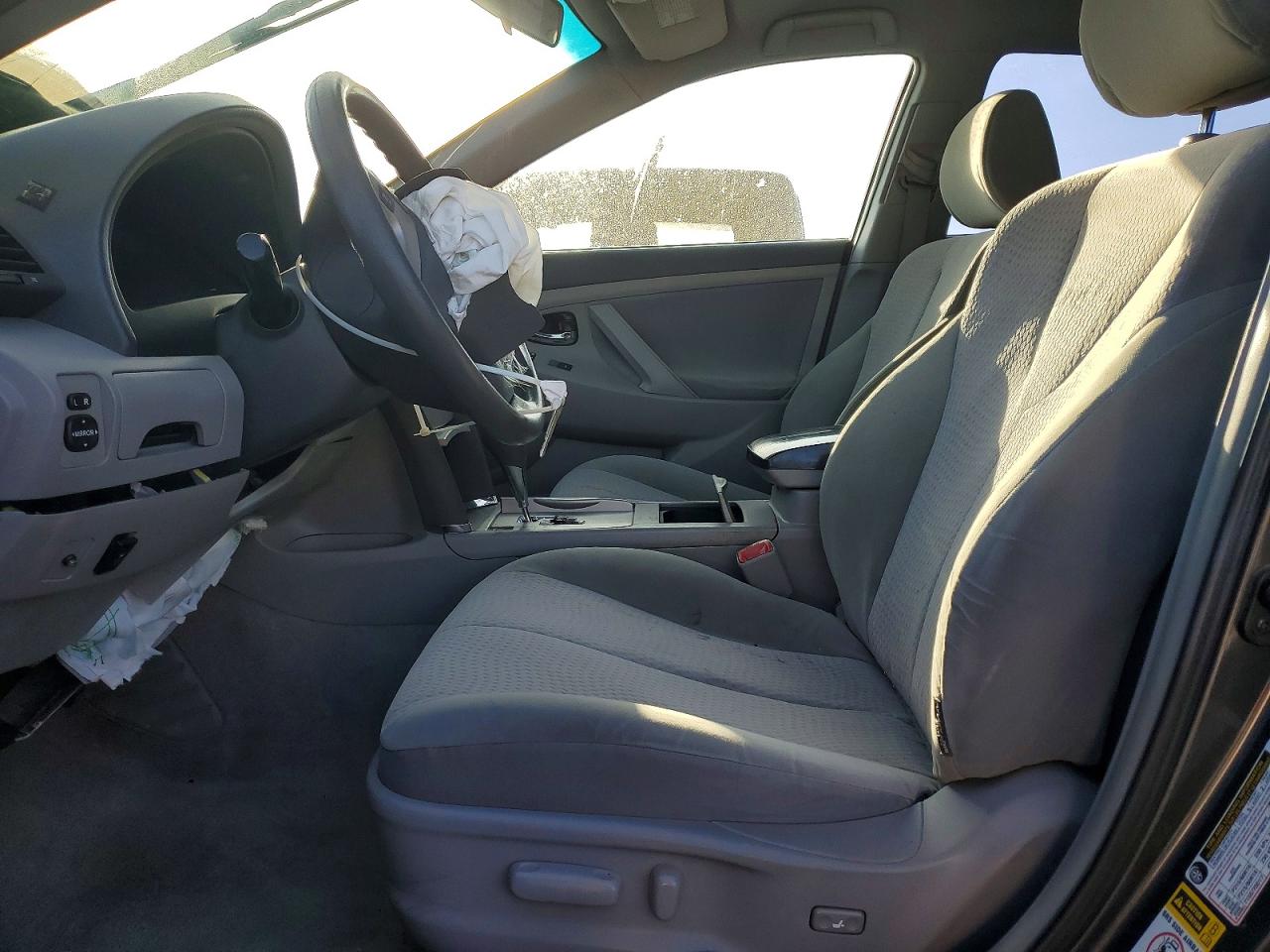 2011 Toyota Camry Le Charcoal vin: 4T1BF3EK6BU135185