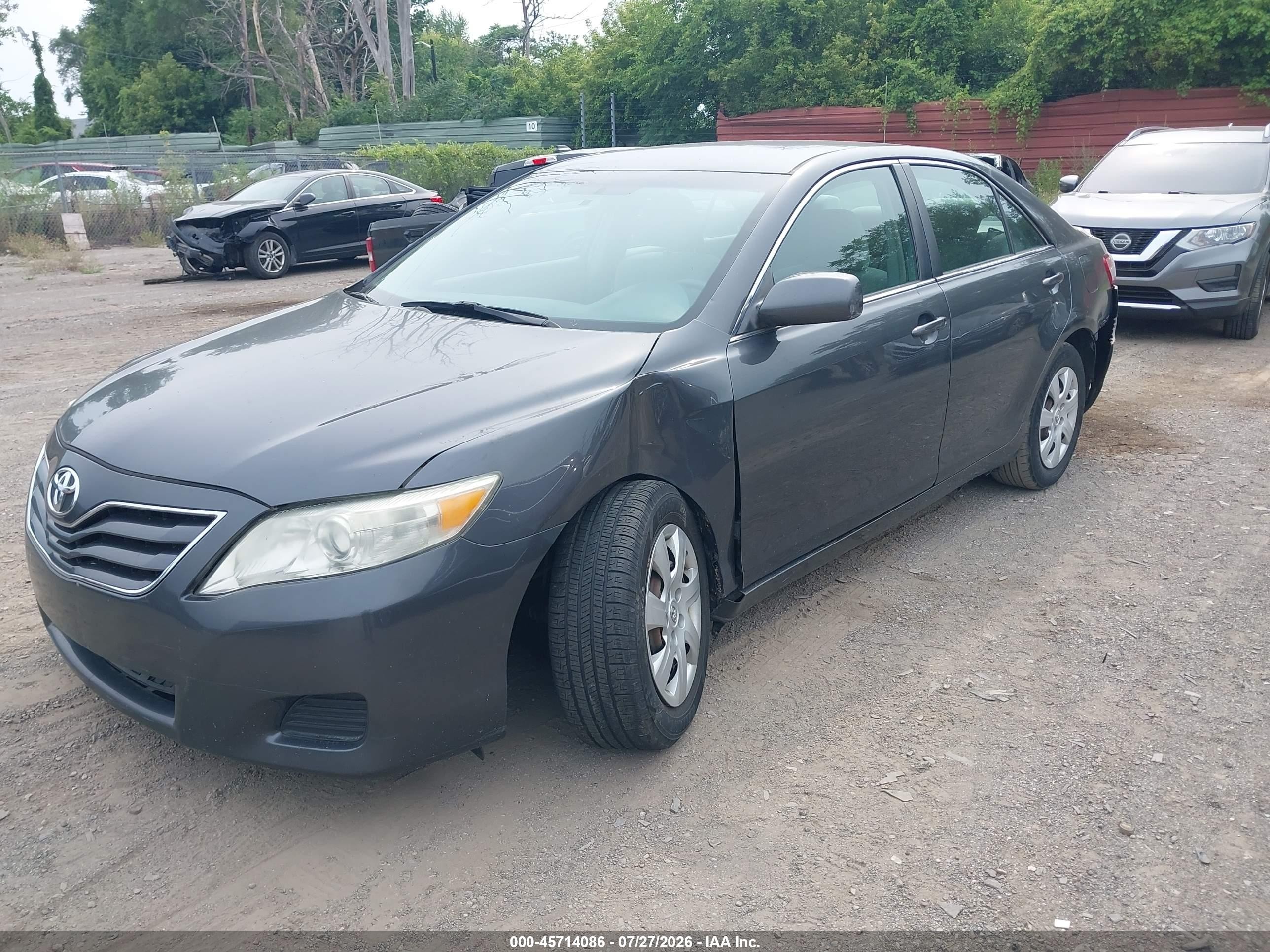 2011 Toyota Camry Le Серый vin: 4T1BF3EK6BU135722