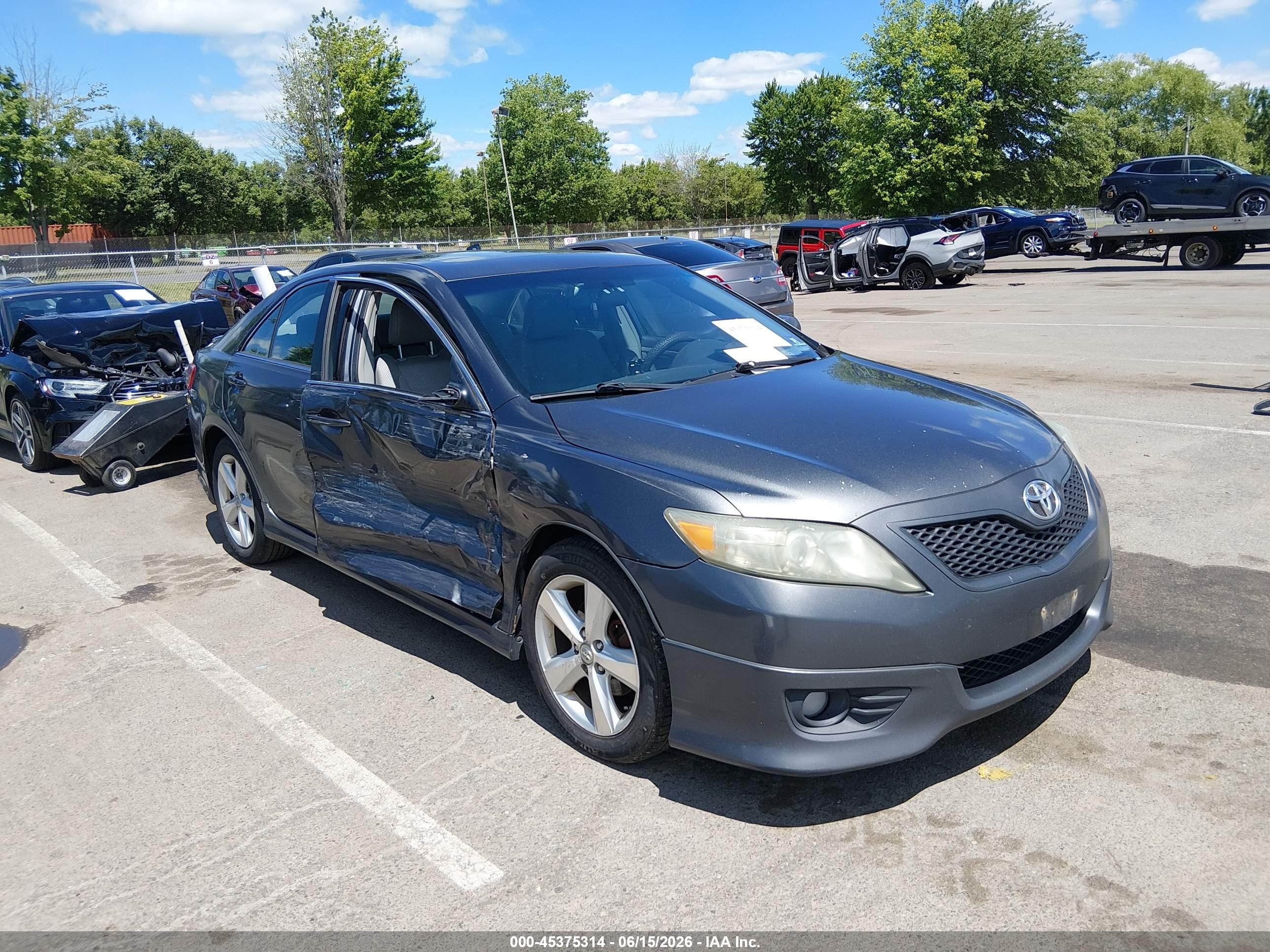 2011 Toyota Camry Se Gray vin: 4T1BF3EK6BU154075