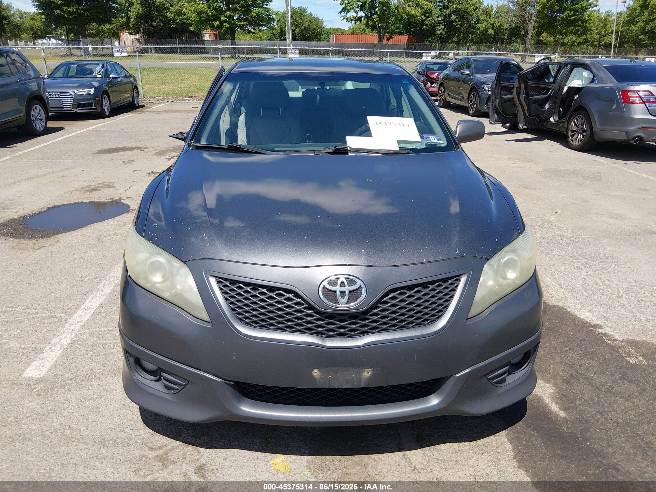 2011 Toyota Camry Se Gray vin: 4T1BF3EK6BU154075