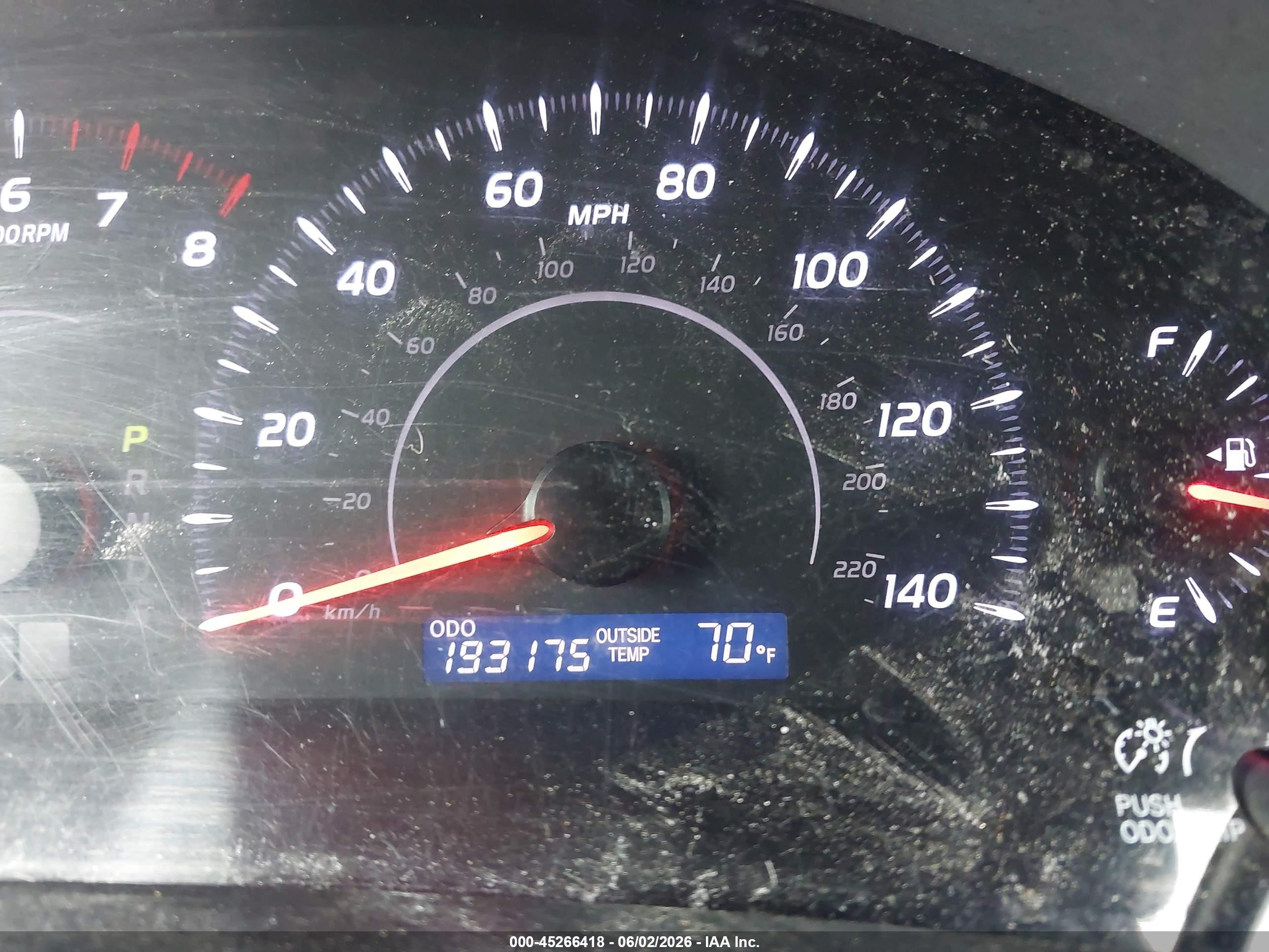 2011 Toyota Camry Le Gray vin: 4T1BF3EK6BU172494