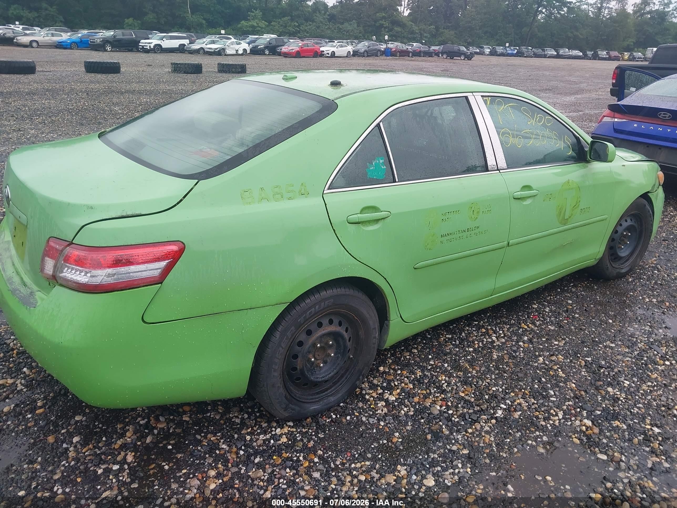 2011 Toyota Camry Le Green vin: 4T1BF3EK6BU178215