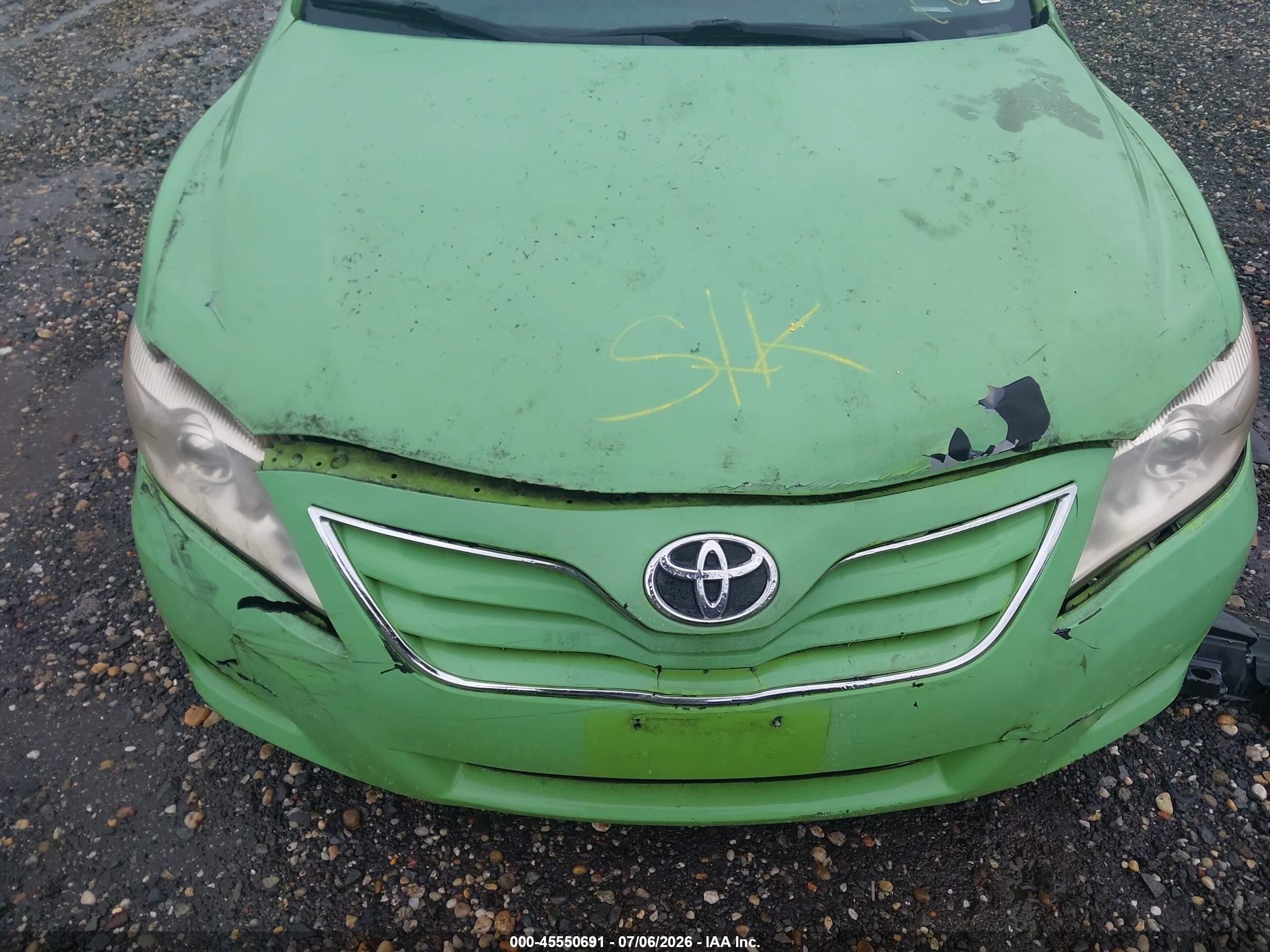 2011 Toyota Camry Le Green vin: 4T1BF3EK6BU178215