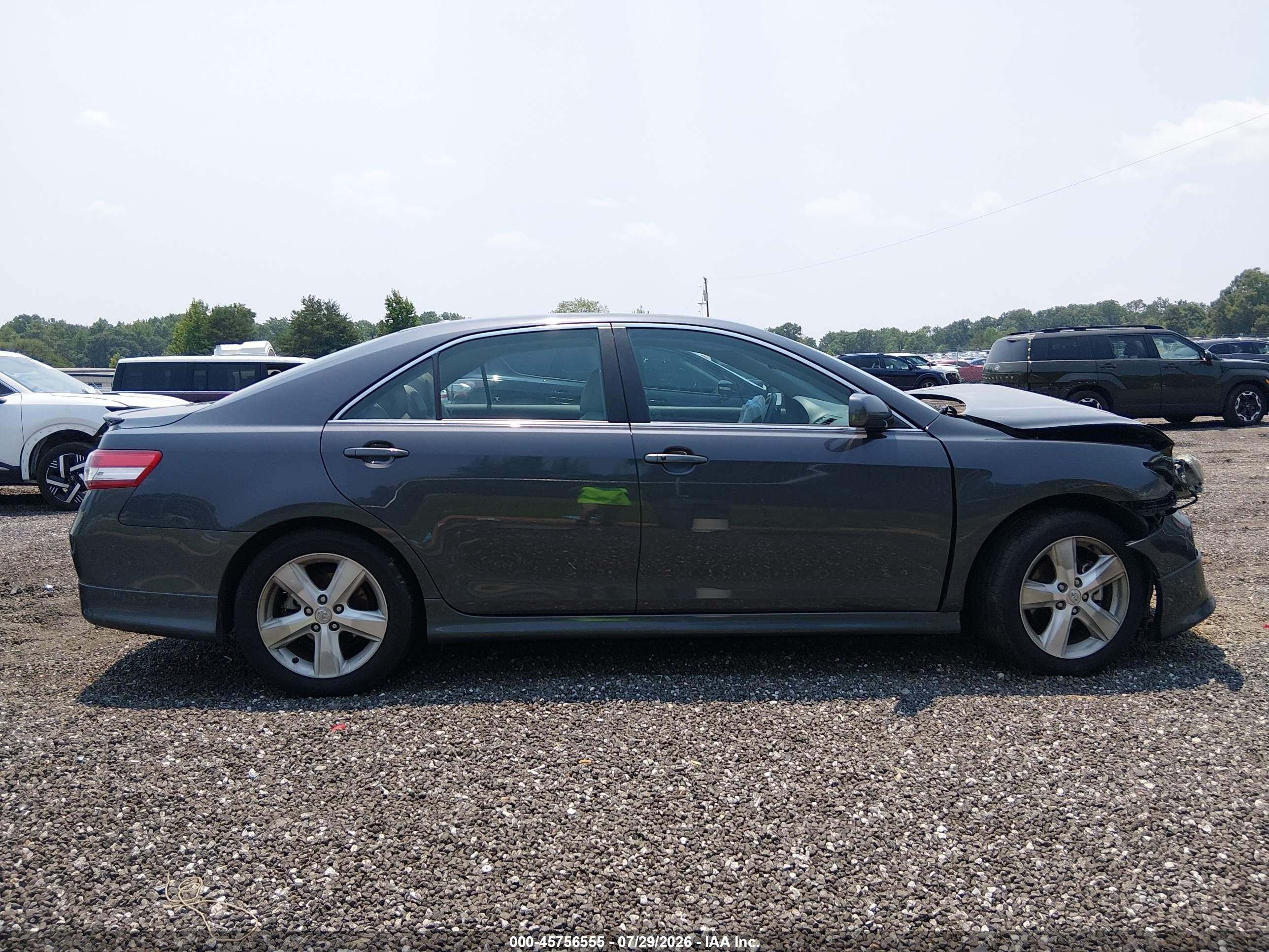 2011 Toyota Camry Se Gray vin: 4T1BF3EK6BU188386