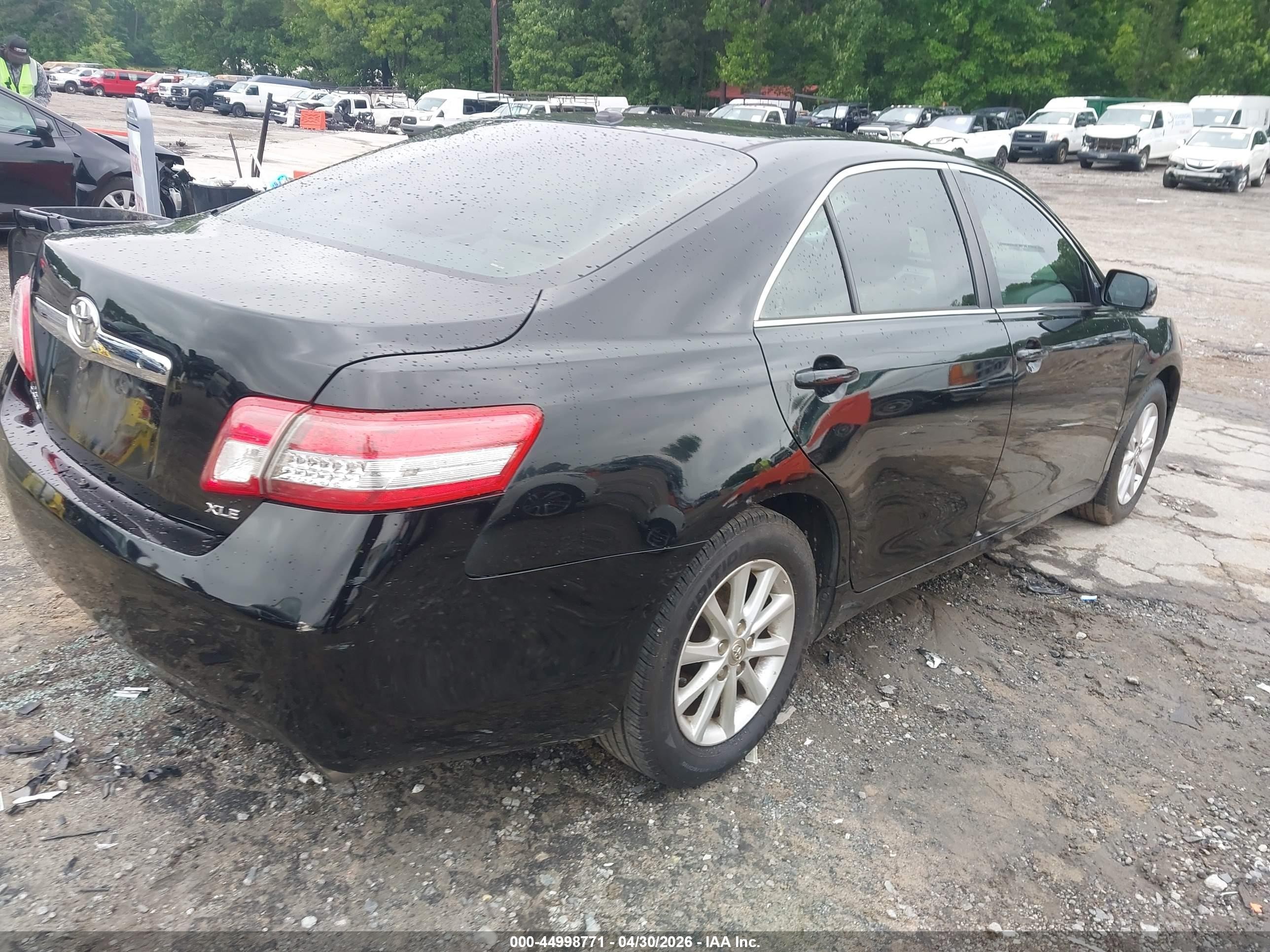 2011 Toyota Camry Xle Черный vin: 4T1BF3EK6BU197105