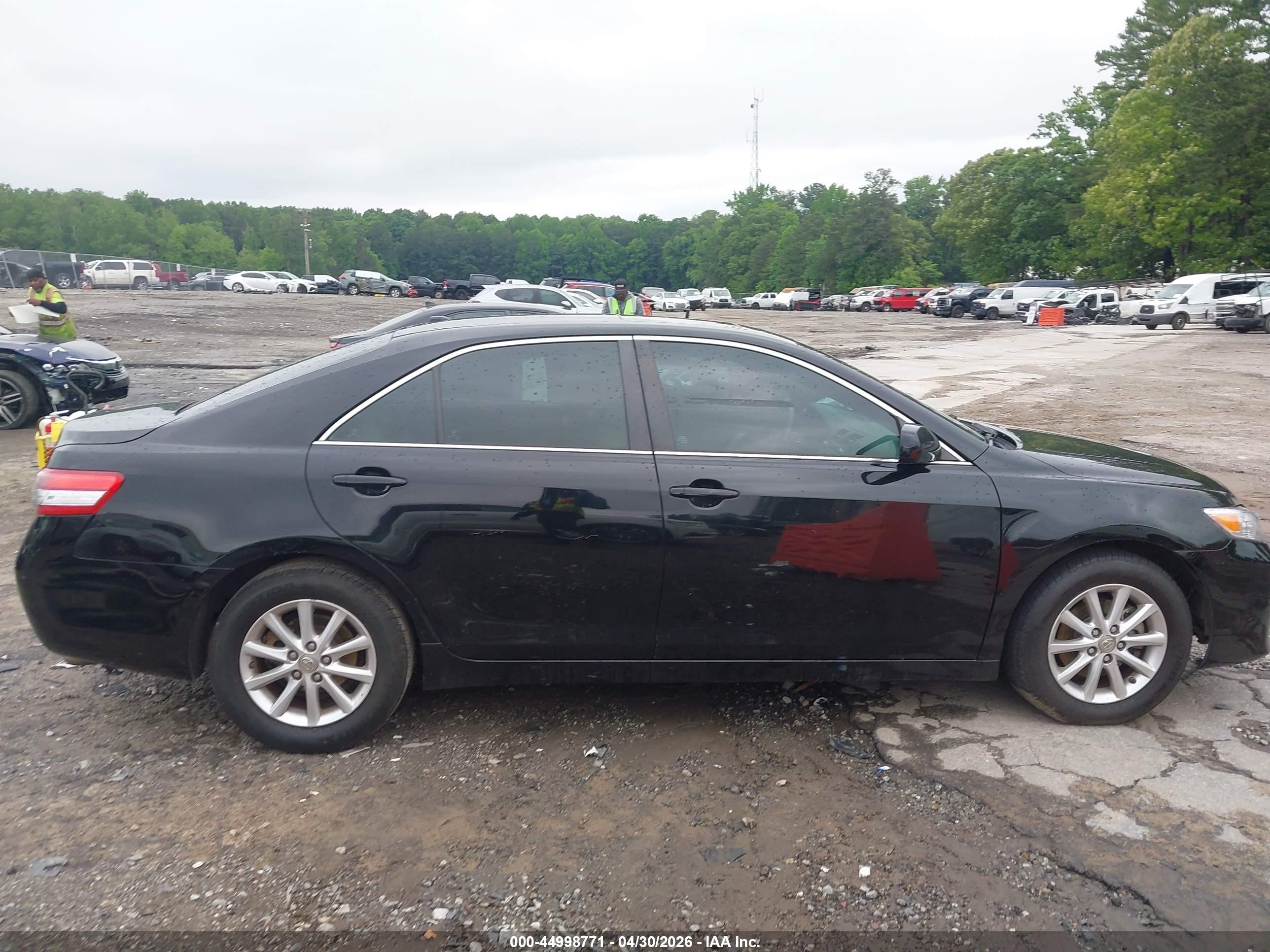 2011 Toyota Camry Xle Черный vin: 4T1BF3EK6BU197105