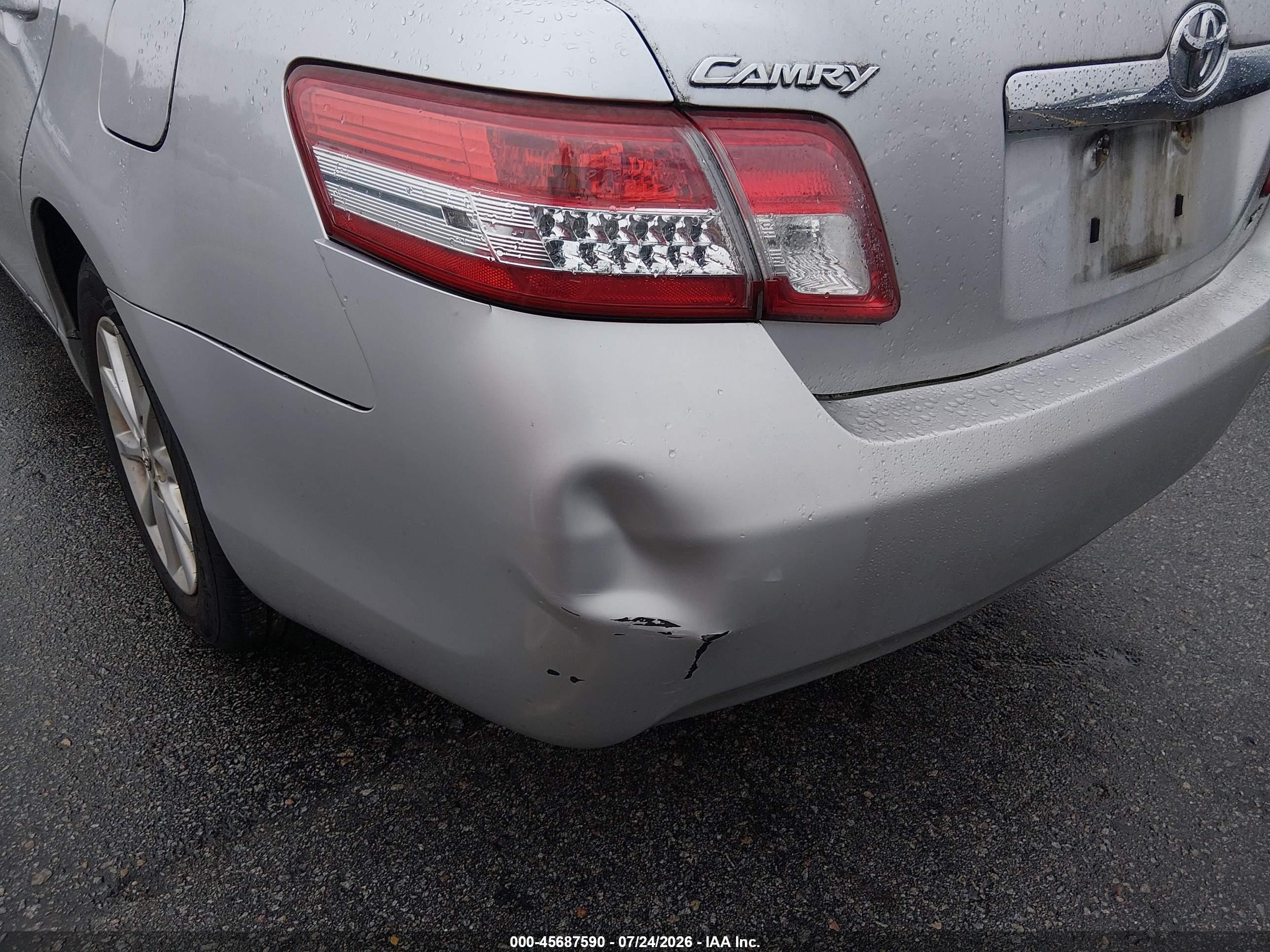 2011 Toyota Camry Xle Silver vin: 4T1BF3EK6BU198738