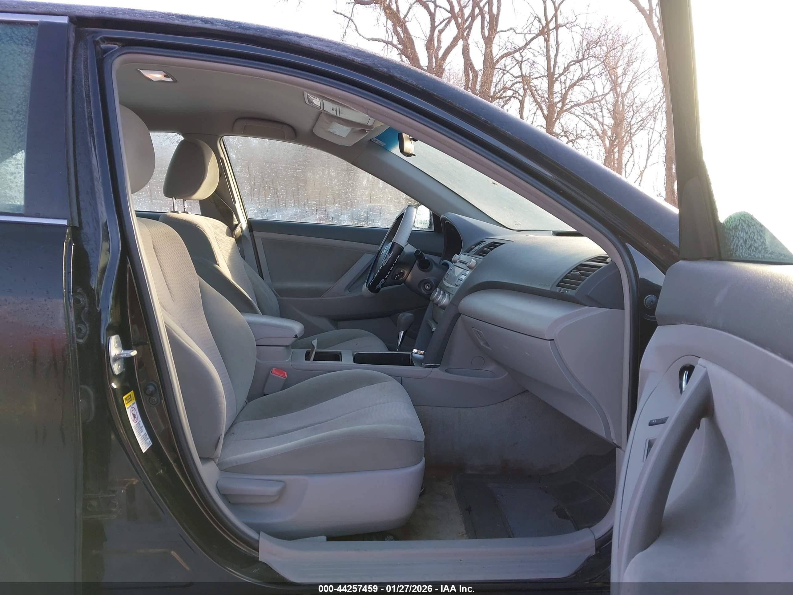 2011 Toyota Camry Le Black vin: 4T1BF3EK6BU210239