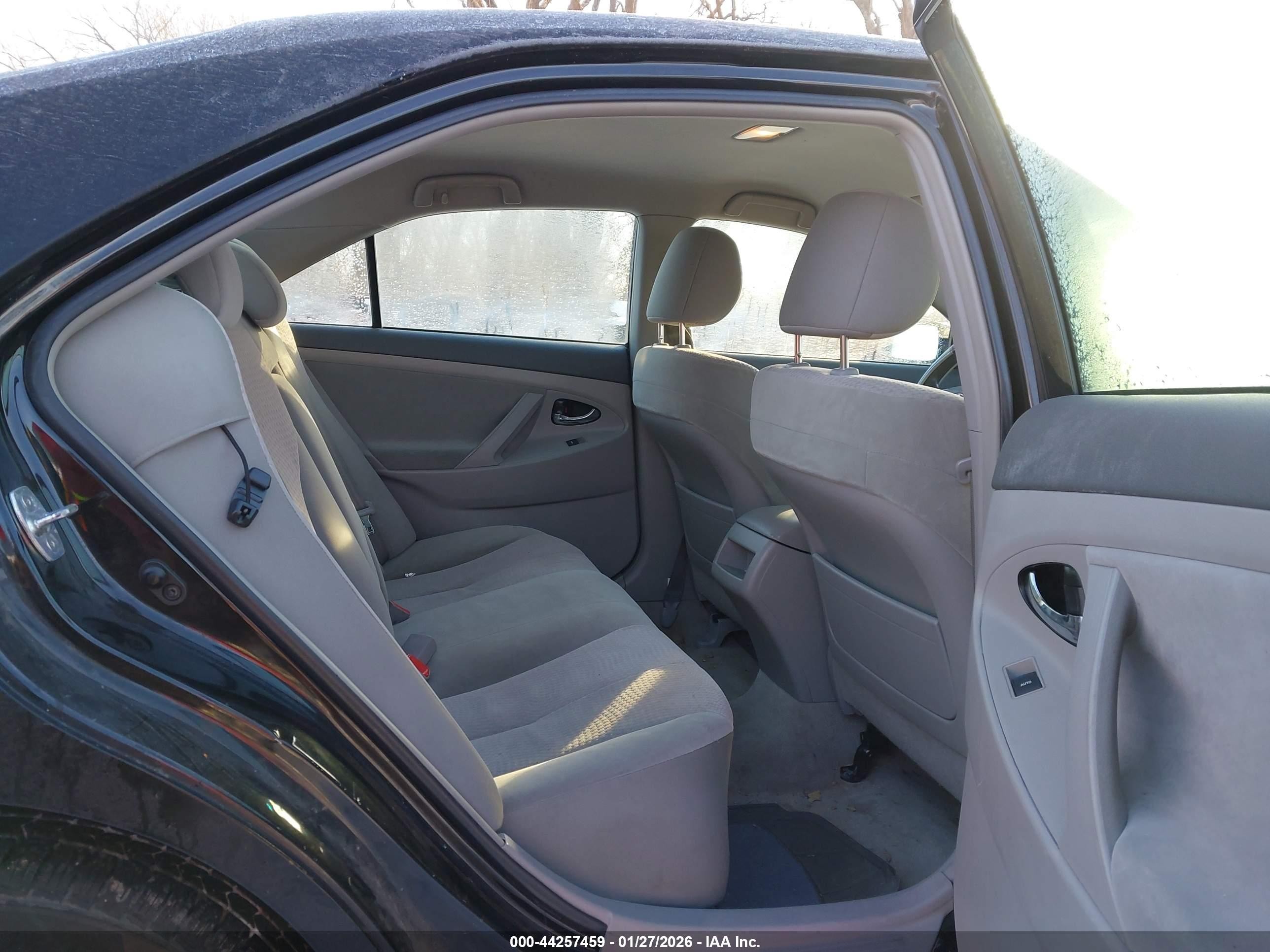 2011 Toyota Camry Le Black vin: 4T1BF3EK6BU210239