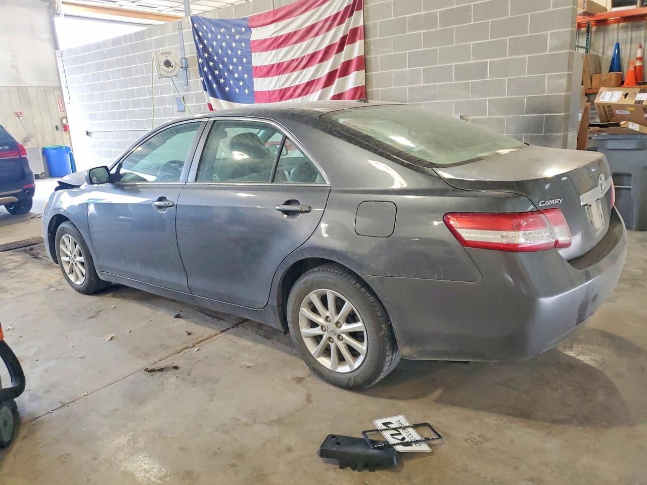 2011 Toyota Camry Xle Gray vin: 4T1BF3EK6BU210628