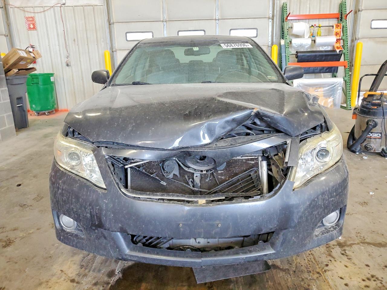 2011 Toyota Camry Xle Gray vin: 4T1BF3EK6BU210628
