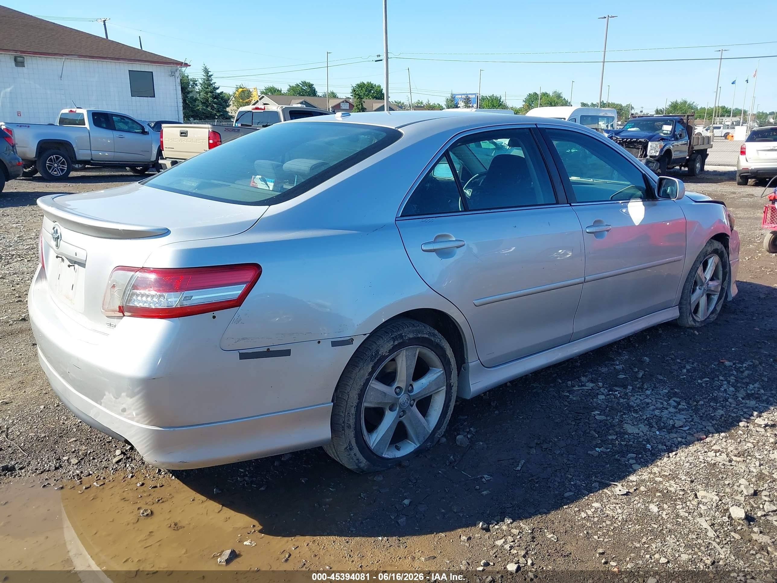 2011 Toyota Camry Se Silver vin: 4T1BF3EK6BU211178