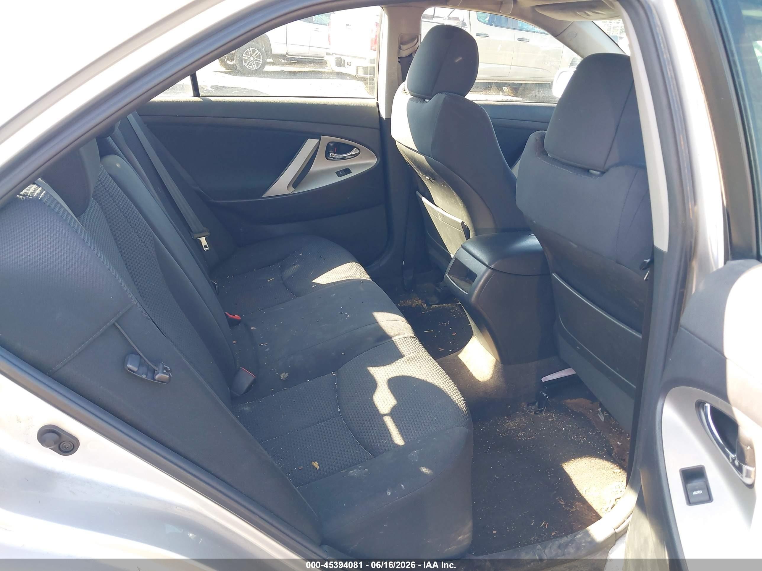 2011 Toyota Camry Se Silver vin: 4T1BF3EK6BU211178