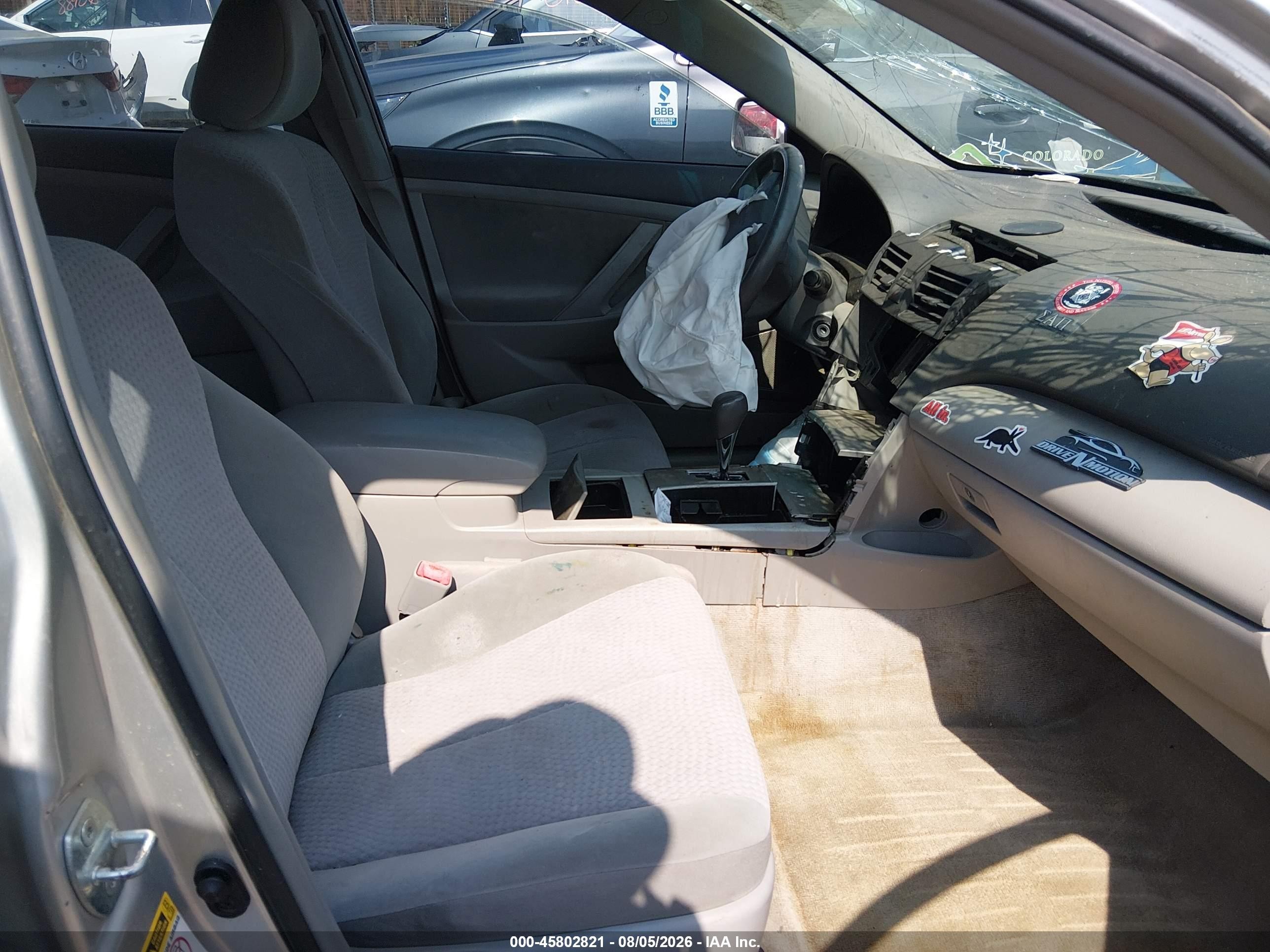 2011 Toyota Camry Le Gray vin: 4T1BF3EK6BU211195