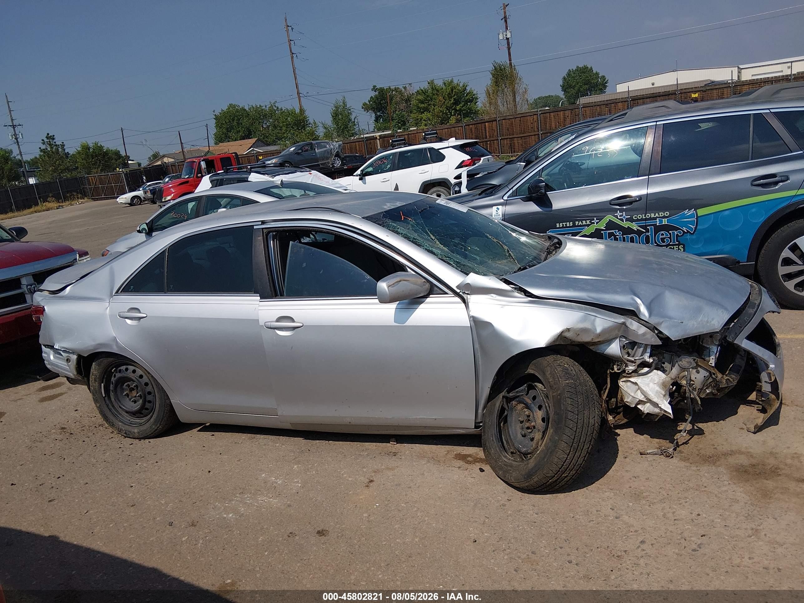 2011 Toyota Camry Le Gray vin: 4T1BF3EK6BU211195