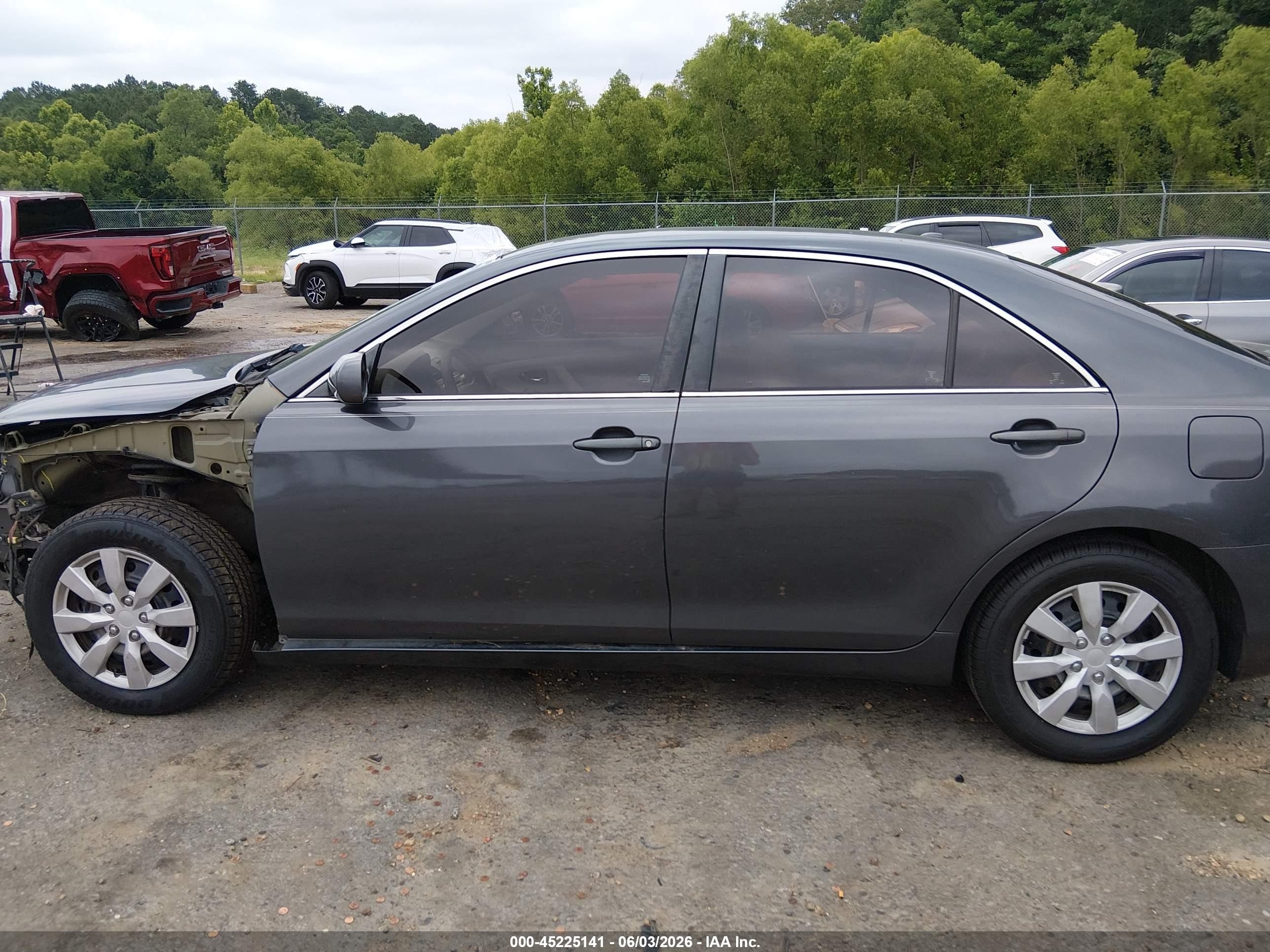 2011 Toyota Camry Le Gray vin: 4T1BF3EK6BU211567