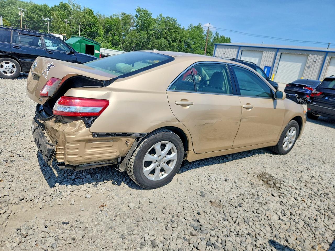 2011 Toyota Camry Le Tan vin: 4T1BF3EK6BU216106