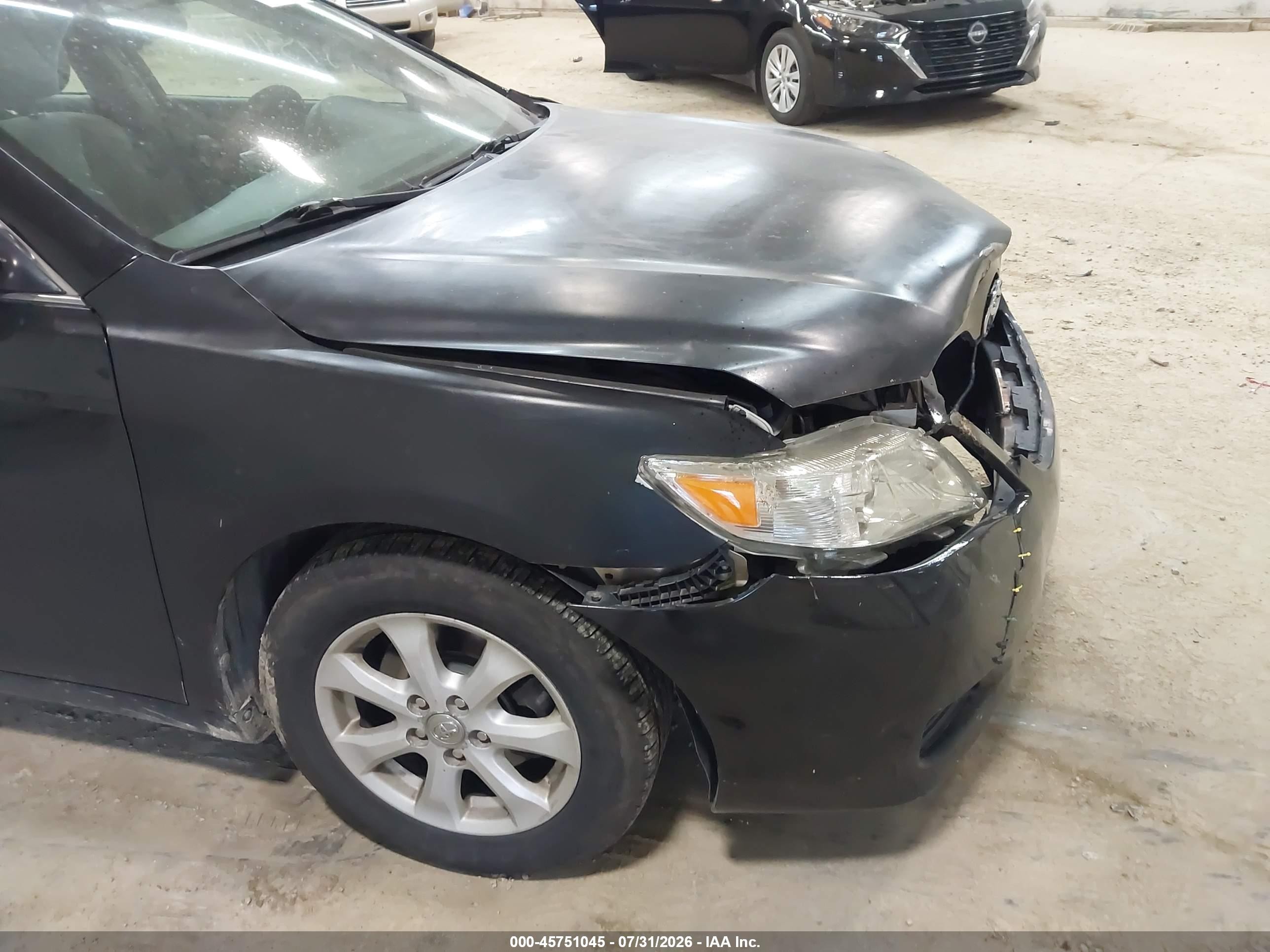 2011 Toyota Camry Le Black vin: 4T1BF3EK6BU228272