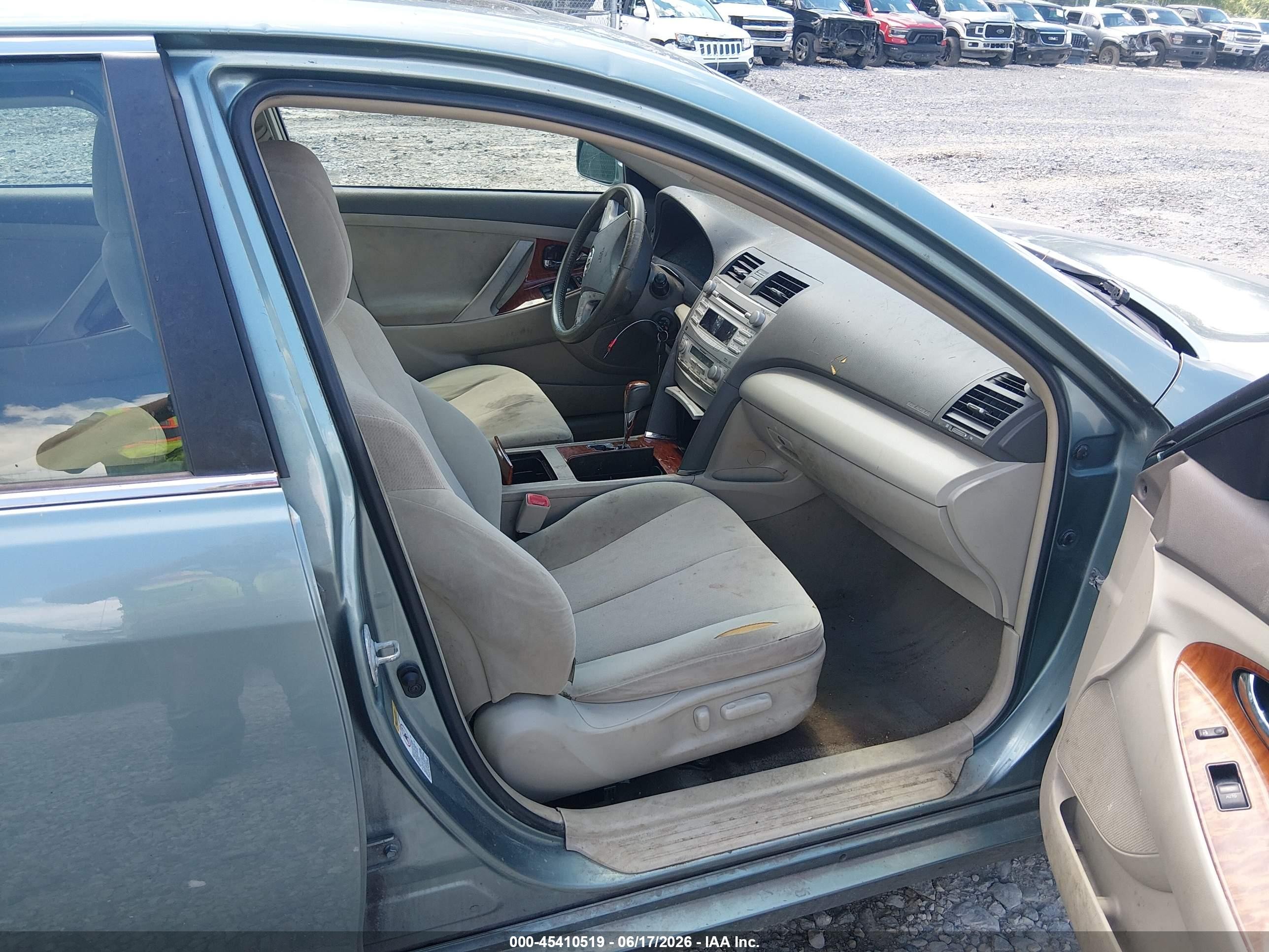 2011 Toyota Camry Xle Blue vin: 4T1BF3EK6BU585547