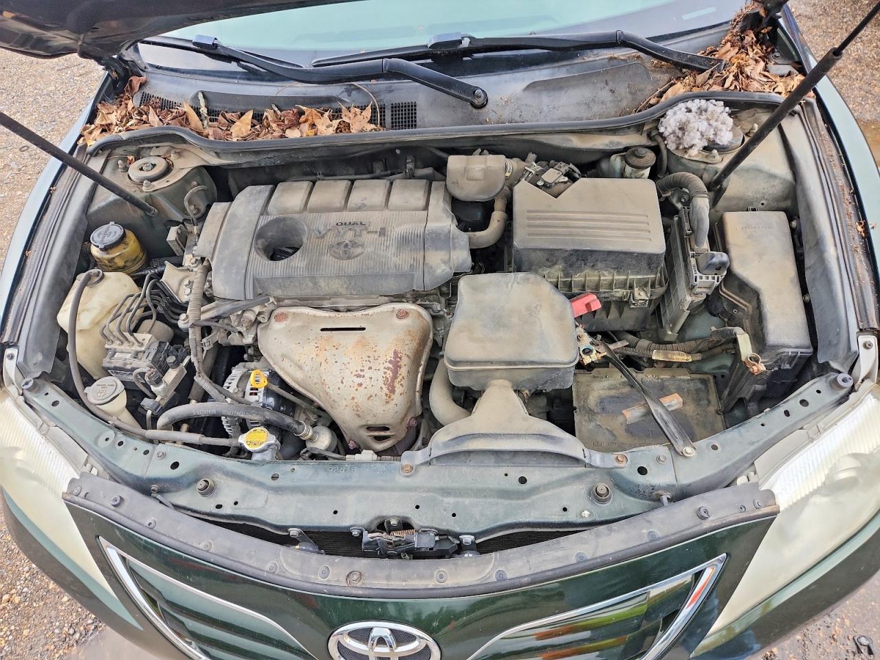 2011 Toyota Camry Le Green vin: 4T1BF3EK6BU588464