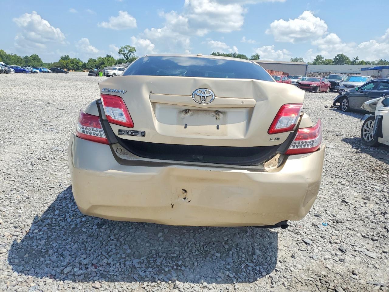 2011 Toyota Camry Le Желто-коричневый vin: 4T1BF3EK6BU593552