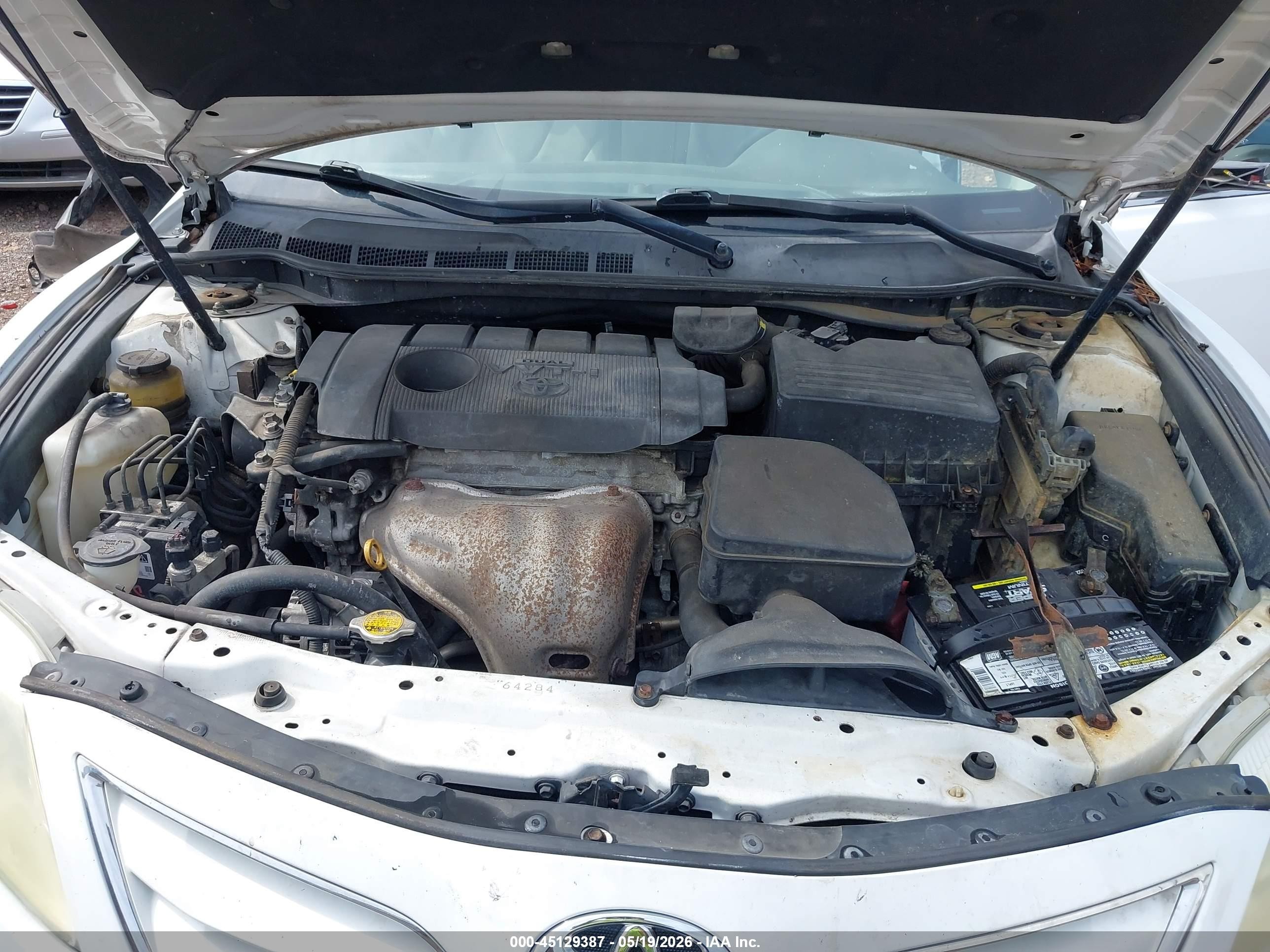 2011 Toyota Camry   White vin: 4T1BF3EK6BU596824