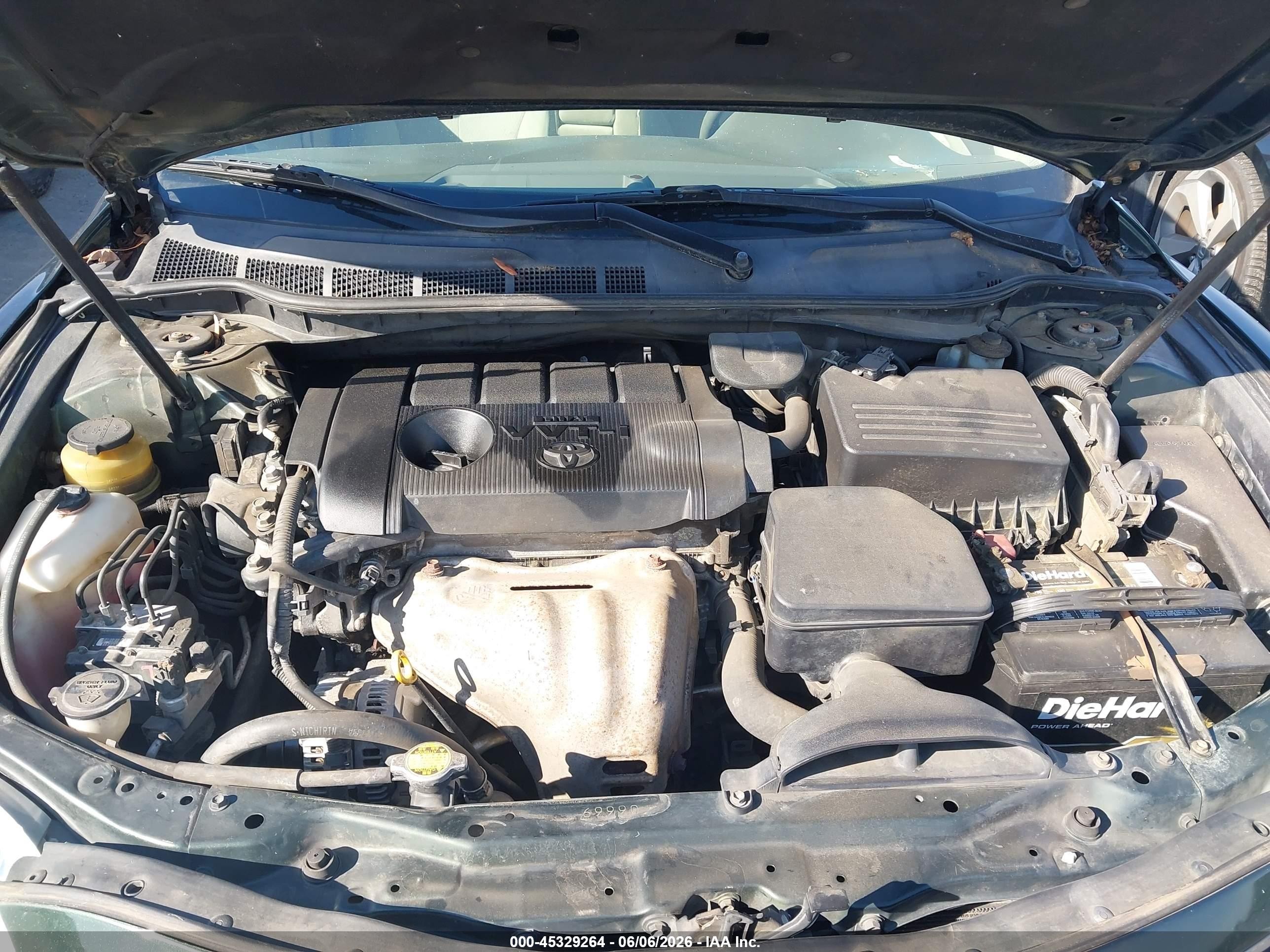 2011 Toyota Camry Le Green vin: 4T1BF3EK6BU599139