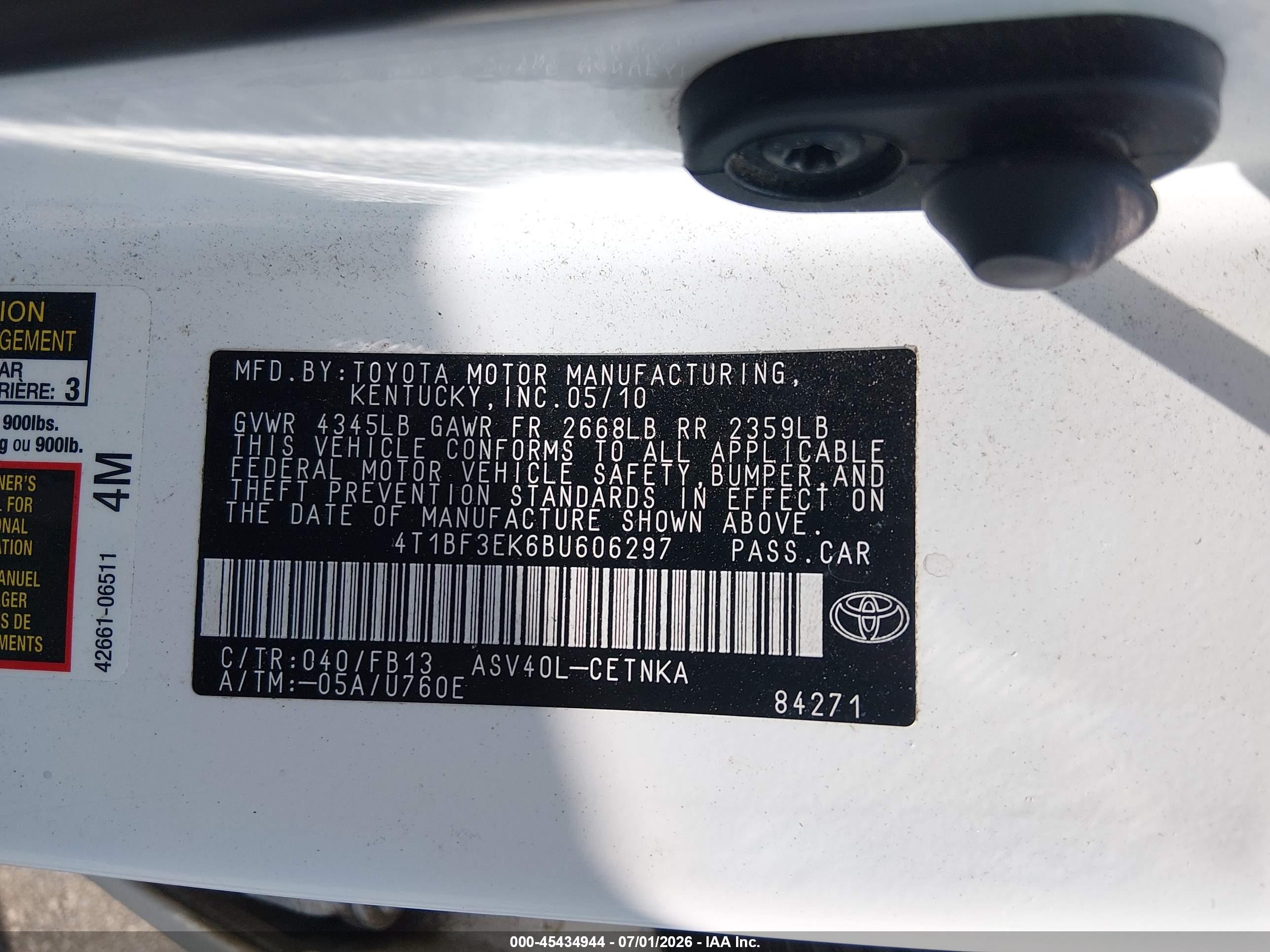 2011 Toyota Camry Le White vin: 4T1BF3EK6BU606297