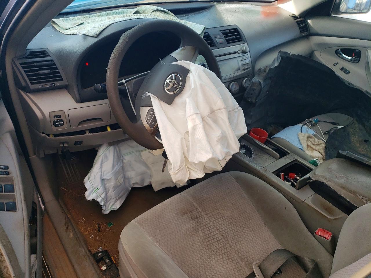 2011 Toyota Camry Le Charcoal vin: 4T1BF3EK6BU628445
