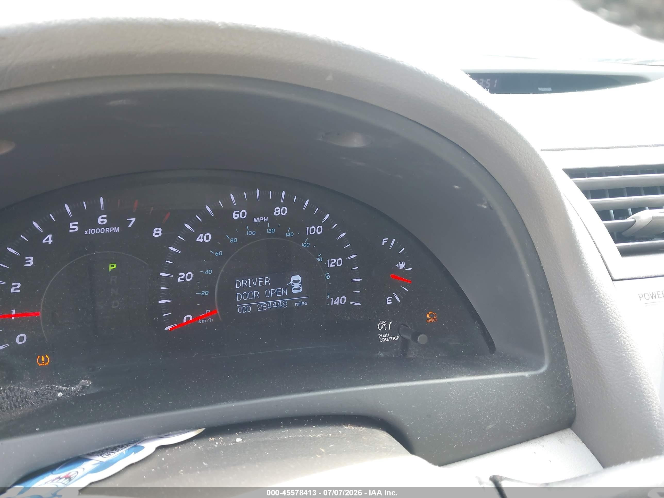 2011 Toyota Camry Xle White vin: 4T1BF3EK6BU629112
