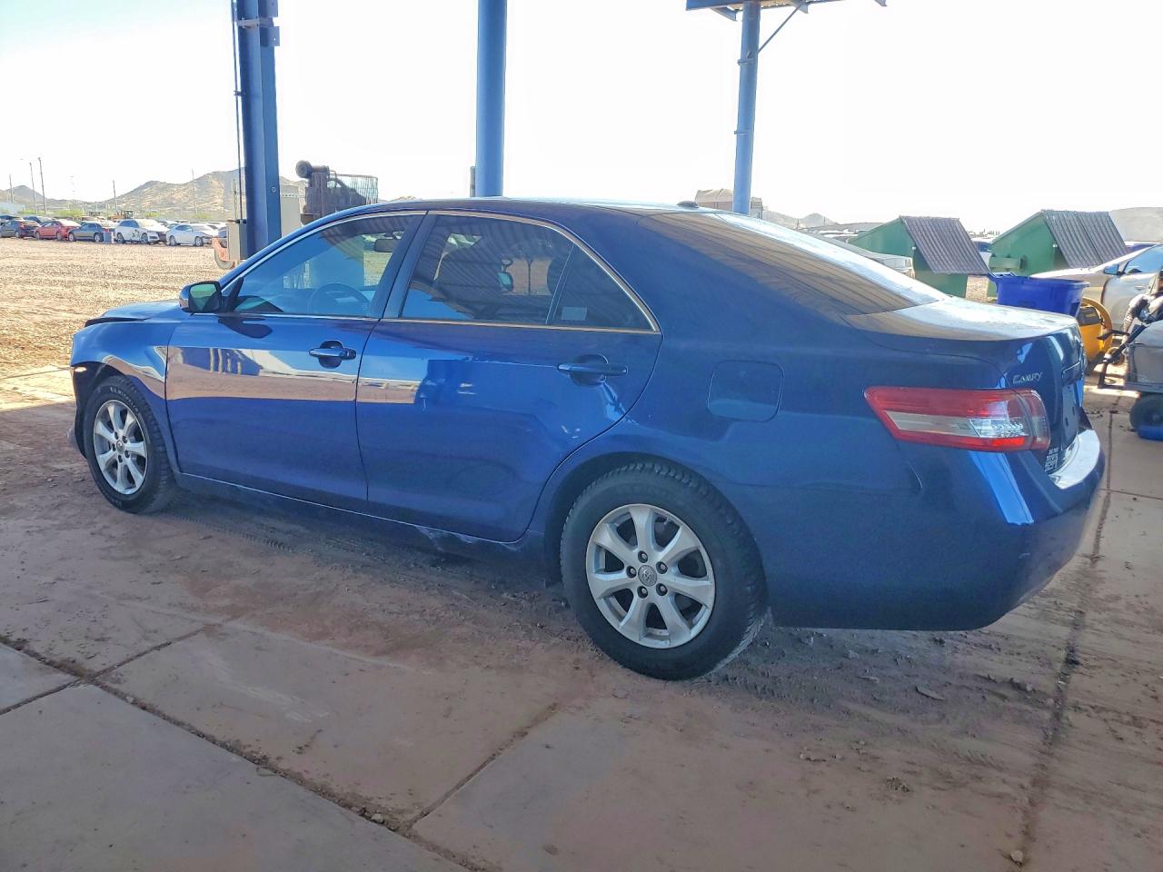 2011 Toyota Camry Le Синий vin: 4T1BF3EK6BU641986