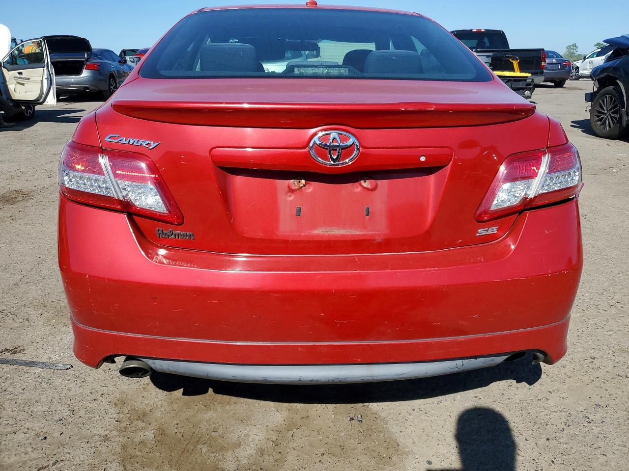 2011 Toyota Camry Se Red vin: 4T1BF3EK6BU648467