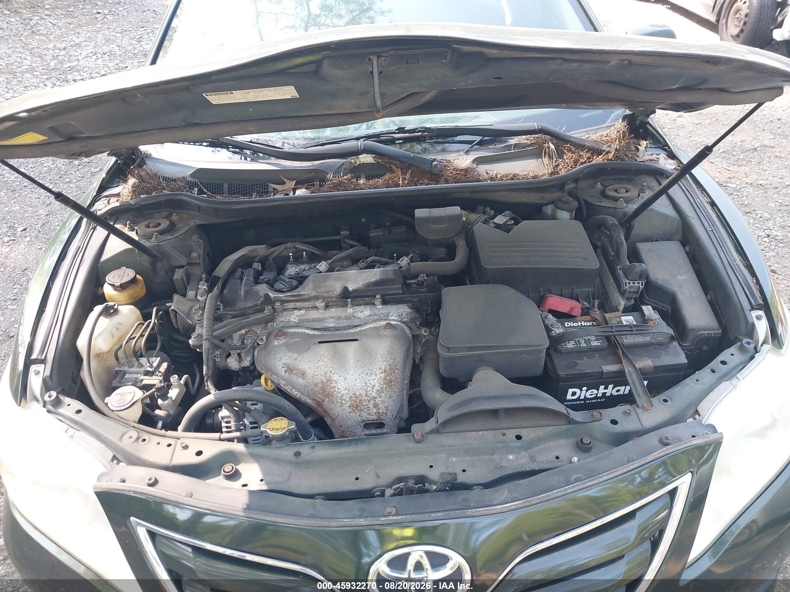 2011 Toyota Camry Le Green vin: 4T1BF3EK6BU652230