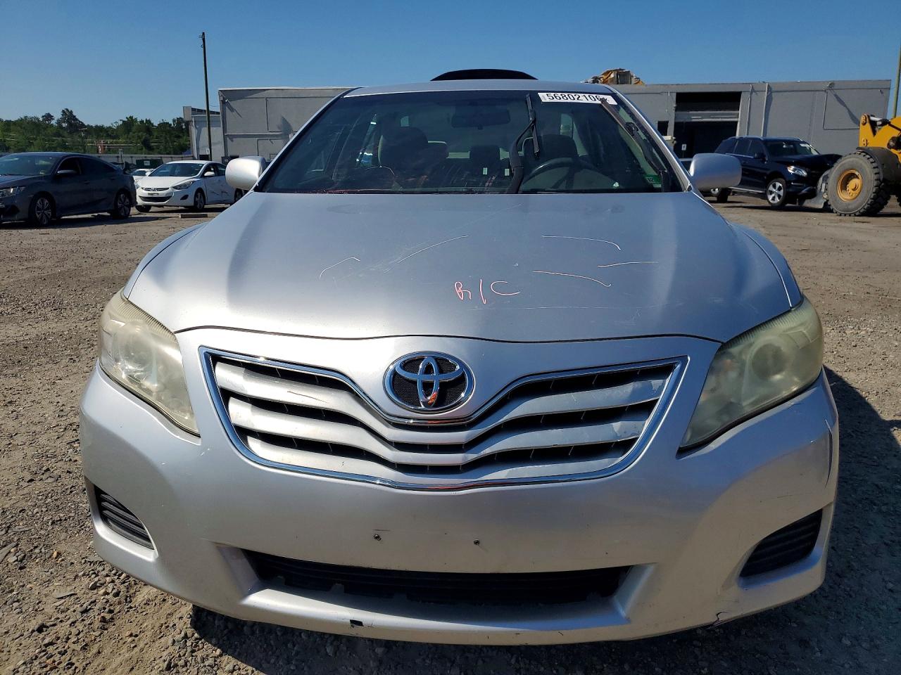 2011 Toyota Camry Le Silver vin: 4T1BF3EK6BU668394