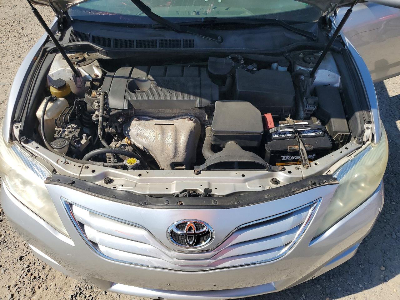2011 Toyota Camry Le Silver vin: 4T1BF3EK6BU668394