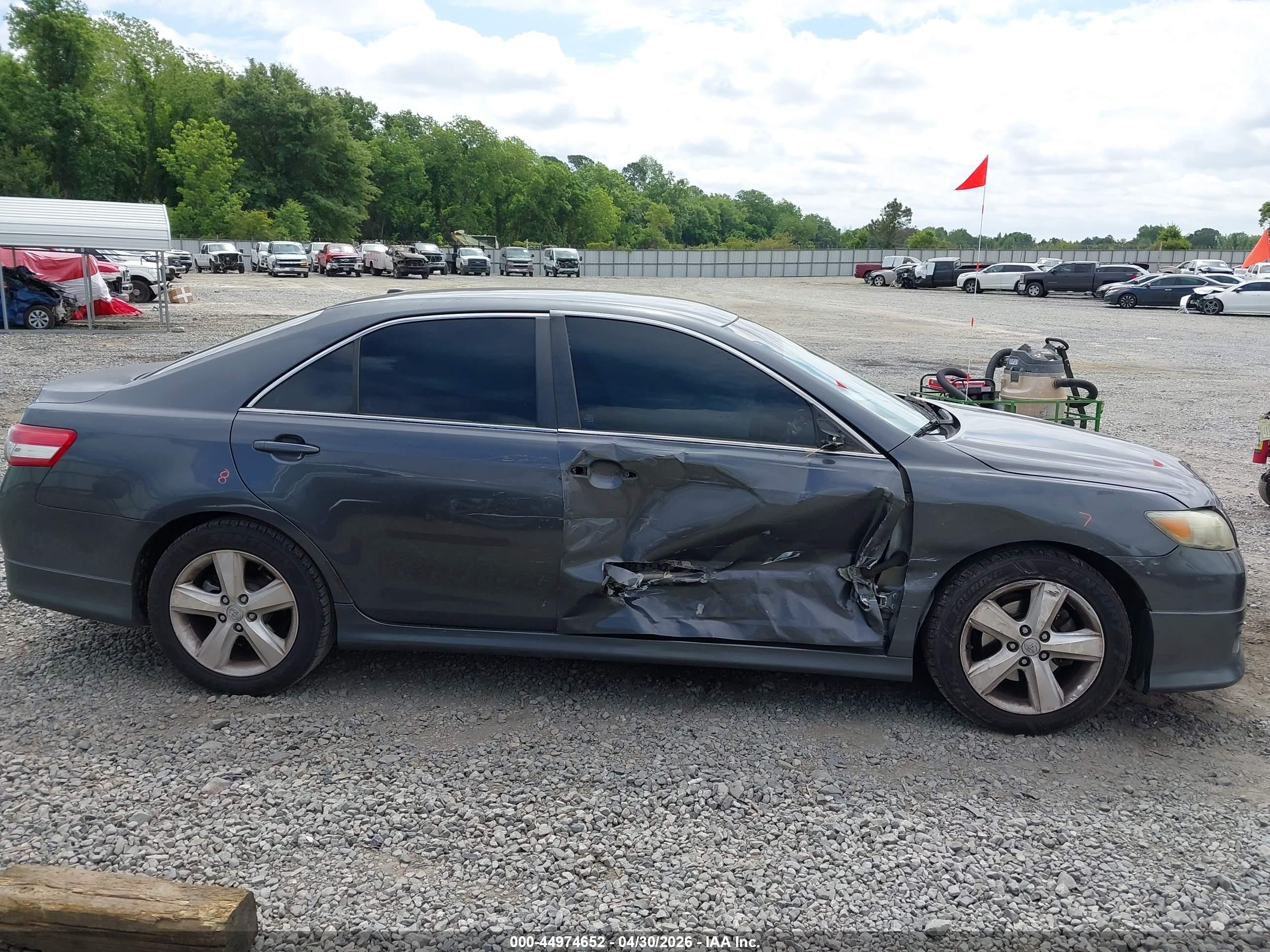 2011 Toyota Camry Se Gray vin: 4T1BF3EK6BU668864