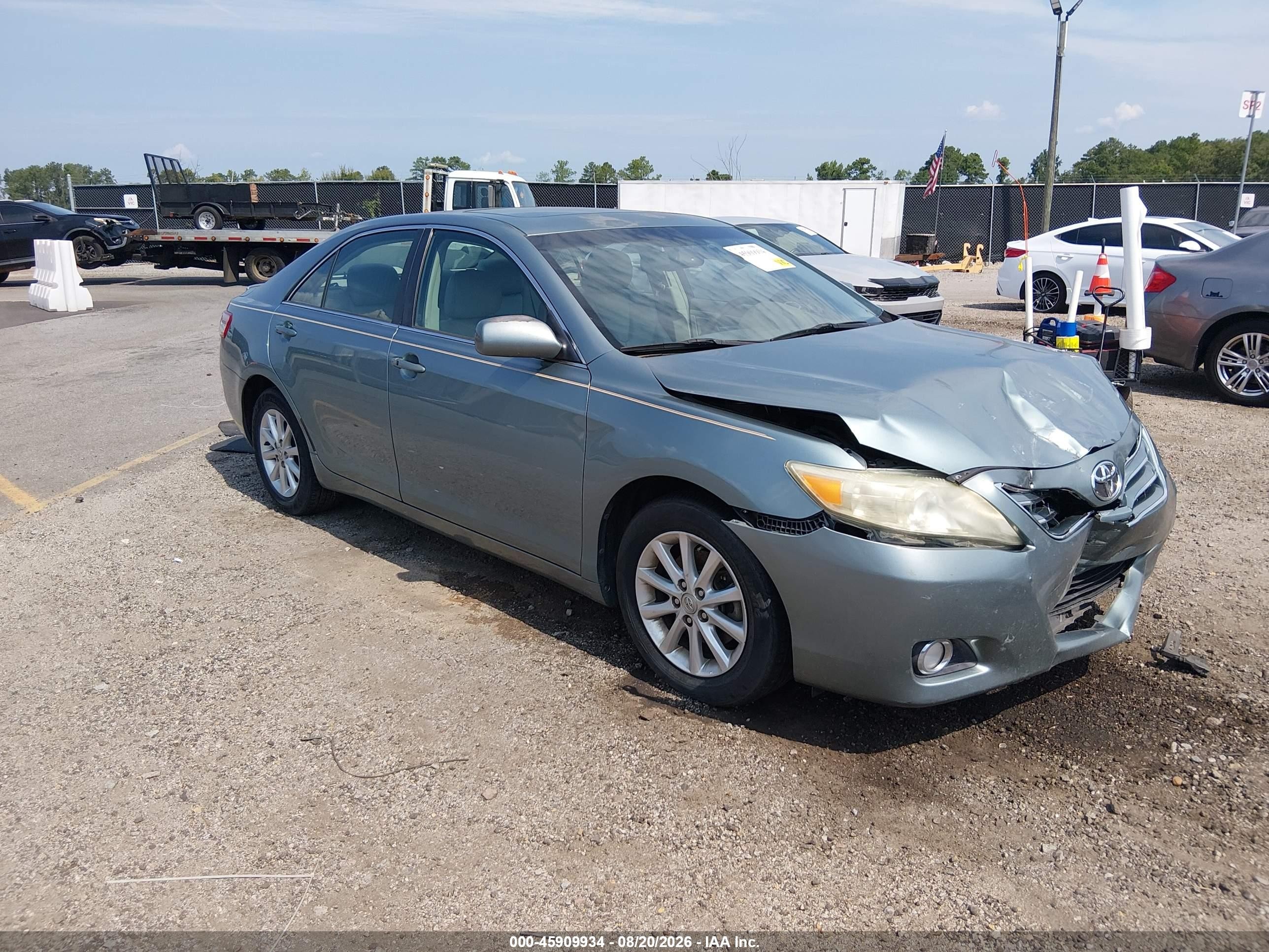 2011 Toyota Camry Xle Blue vin: 4T1BF3EK6BU677743