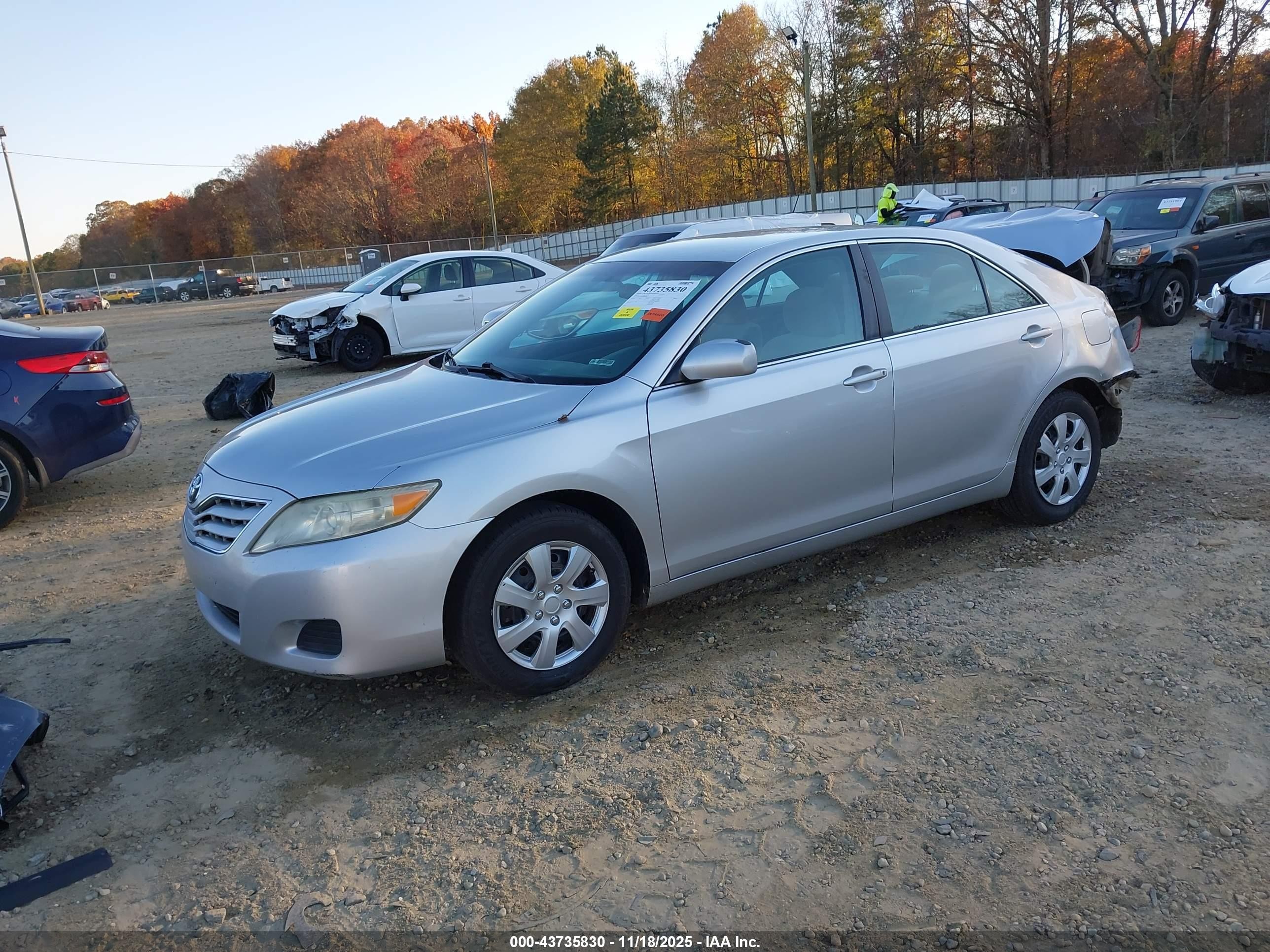 2011 Toyota Camry   Silver vin: 4T1BF3EK6BU678360