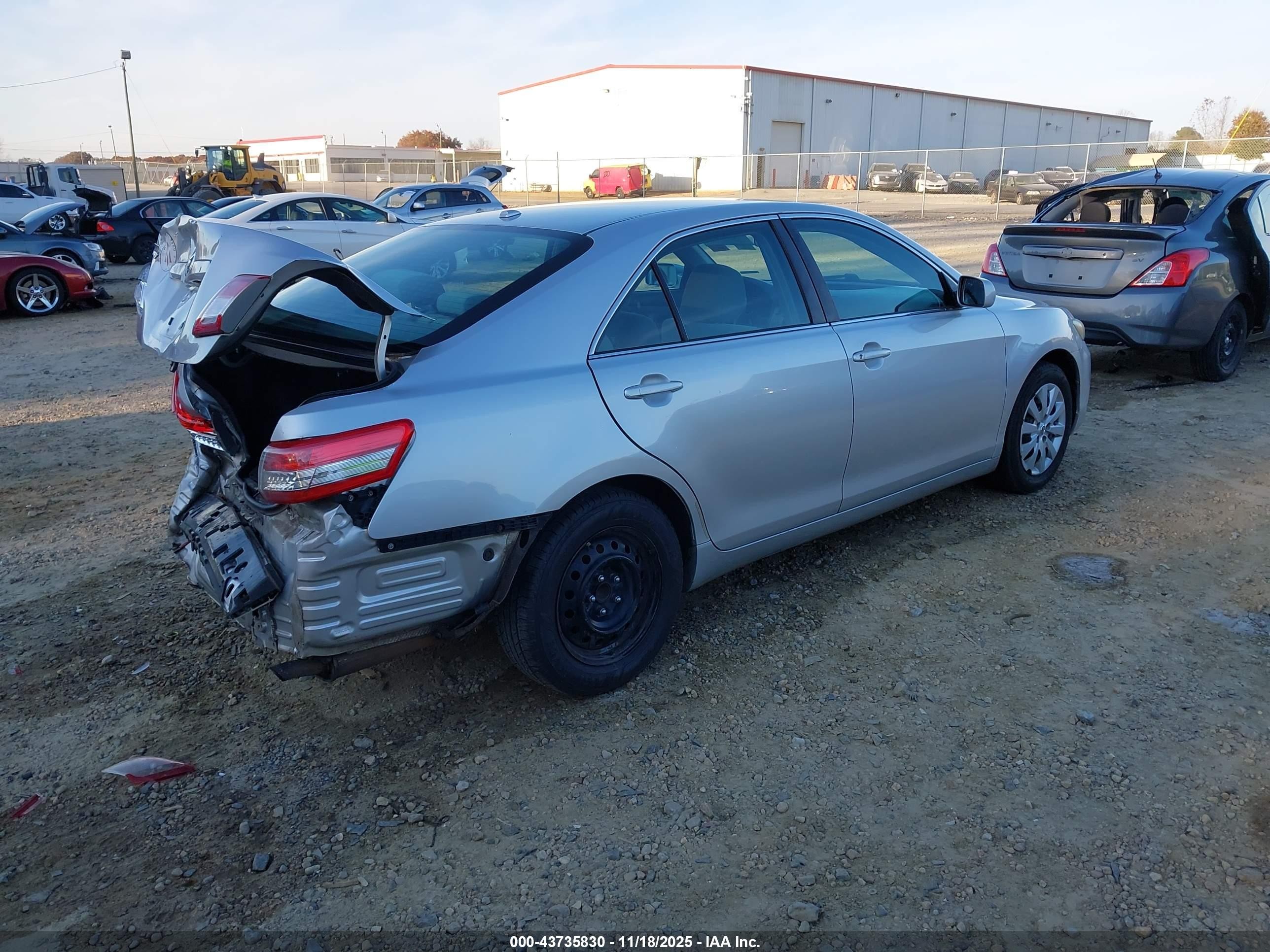 2011 Toyota Camry   Silver vin: 4T1BF3EK6BU678360