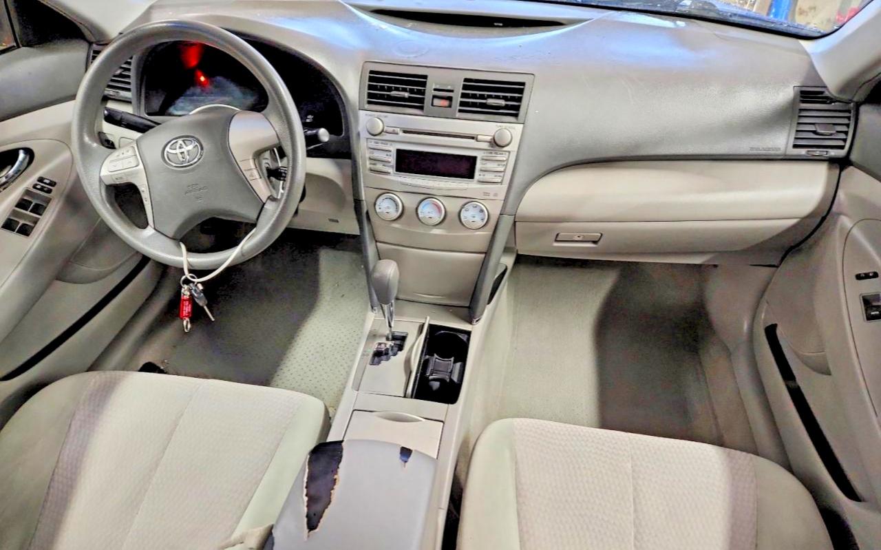 2011 Toyota Camry Le Blue vin: 4T1BF3EK6BU697006