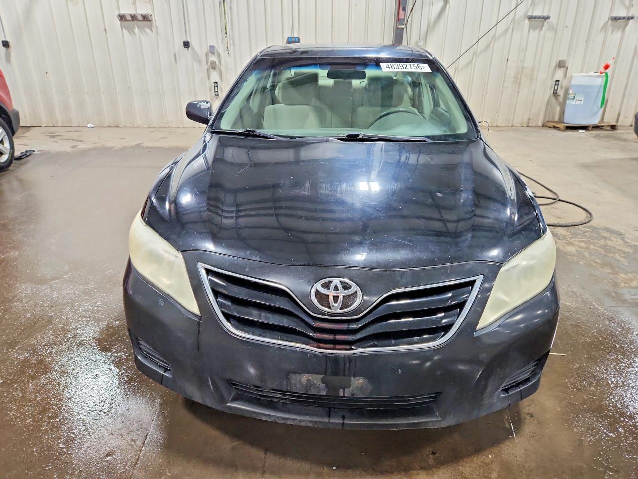 2011 Toyota Camry Le Серый vin: 4T1BF3EK6BU702835
