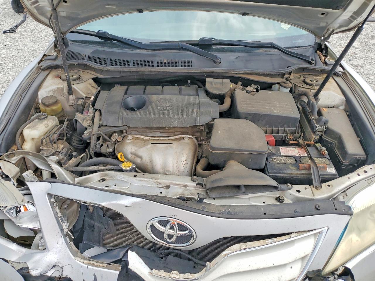 2011 Toyota Camry Le Silver vin: 4T1BF3EK6BU710207